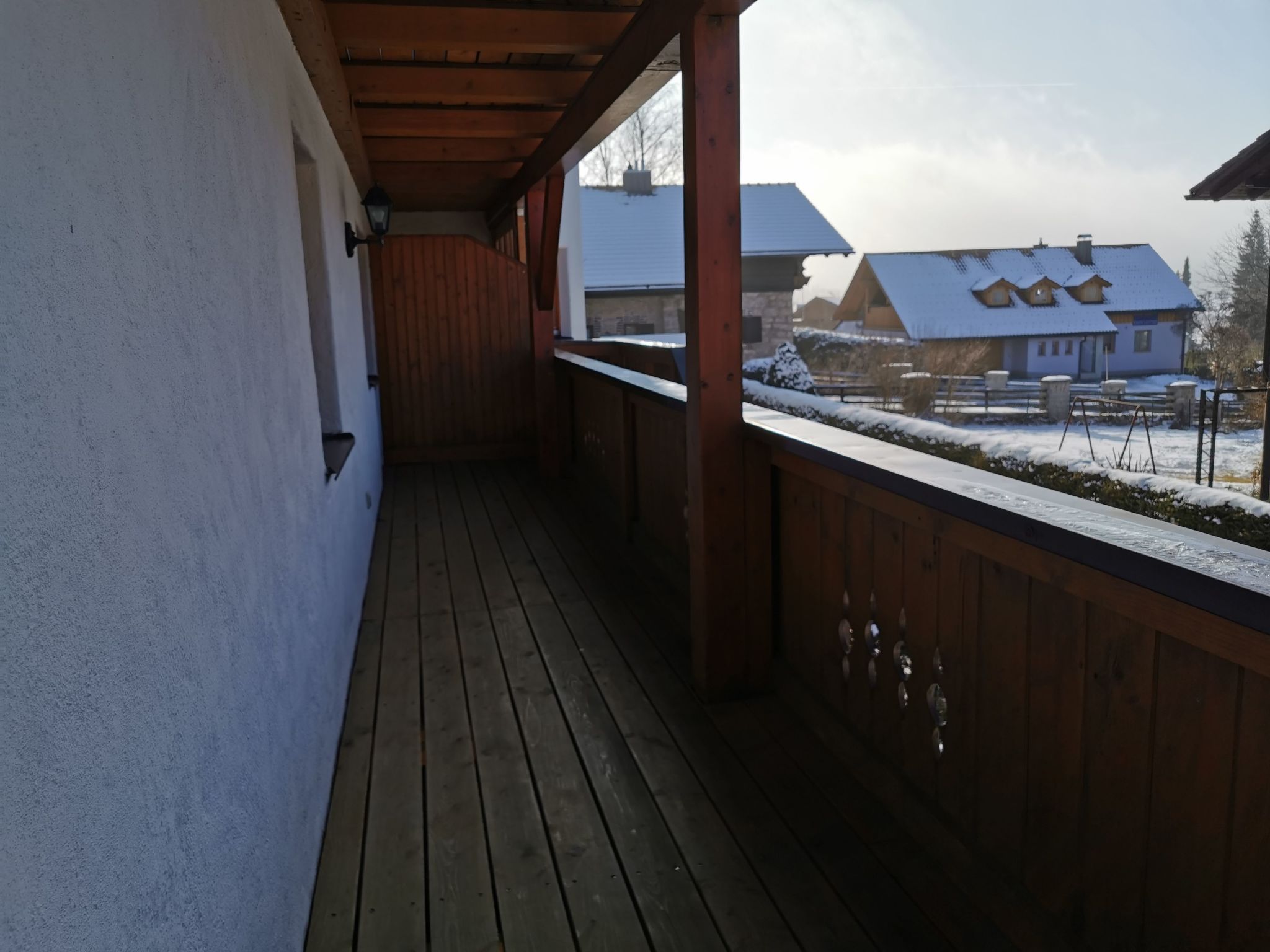 Wohnung mit einem schönen großen Balkon-Image-tags.info