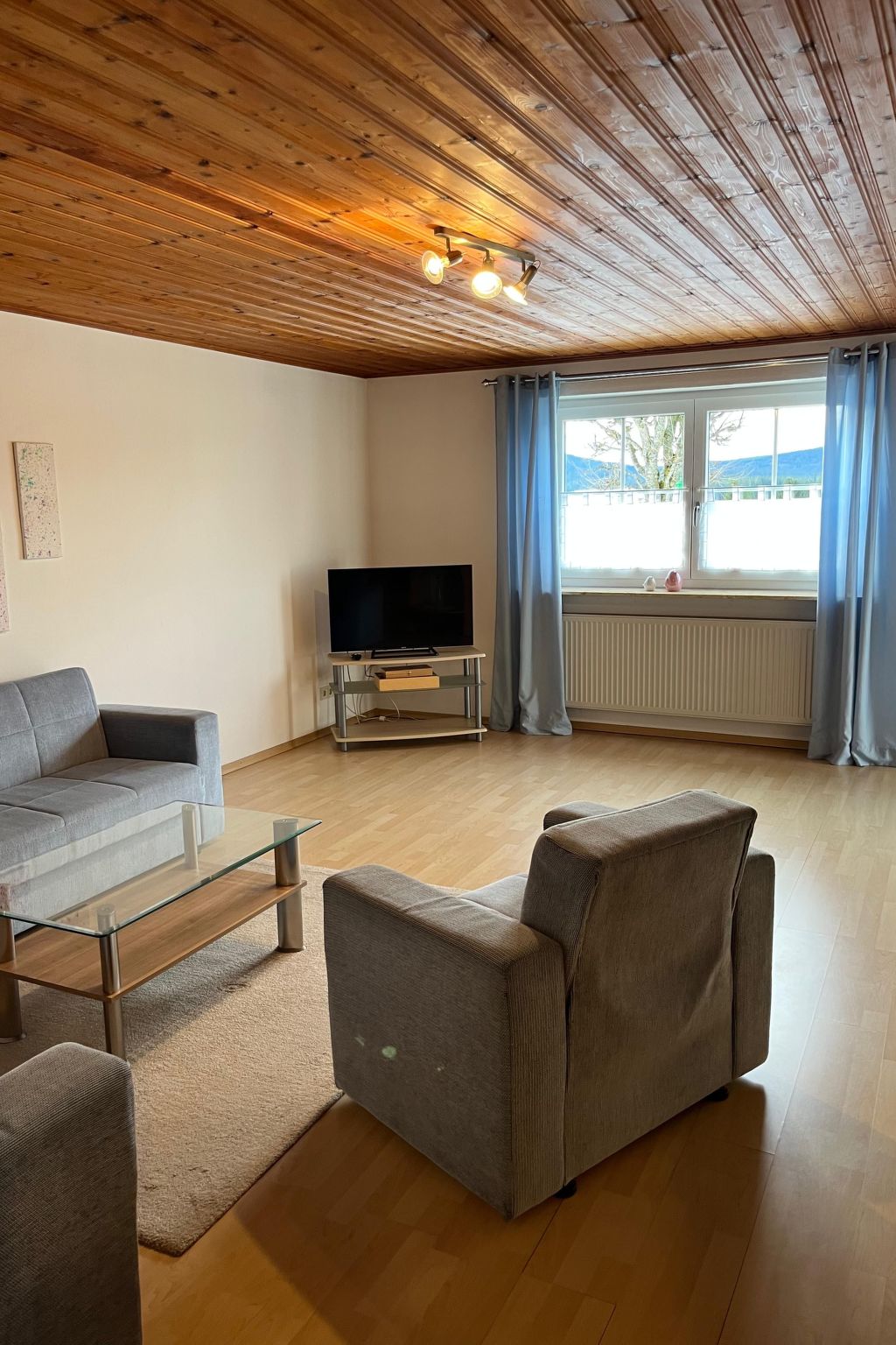 In Ludwigsreut mit Grill und Garten-Inside