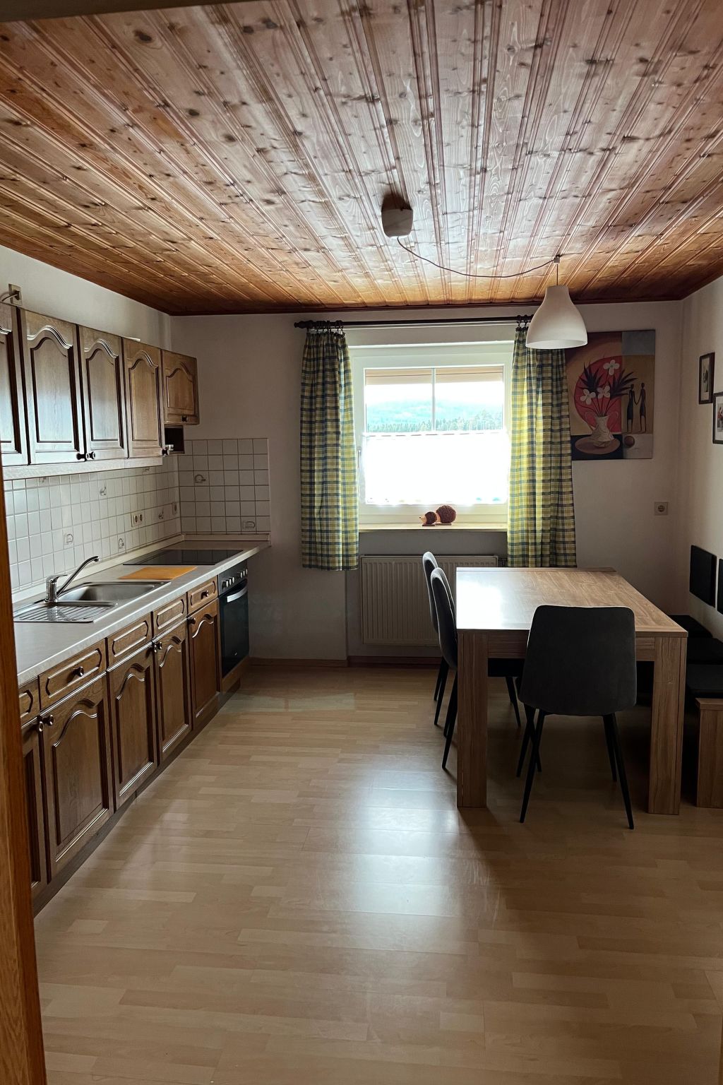 In Ludwigsreut mit Grill und Garten-Inside