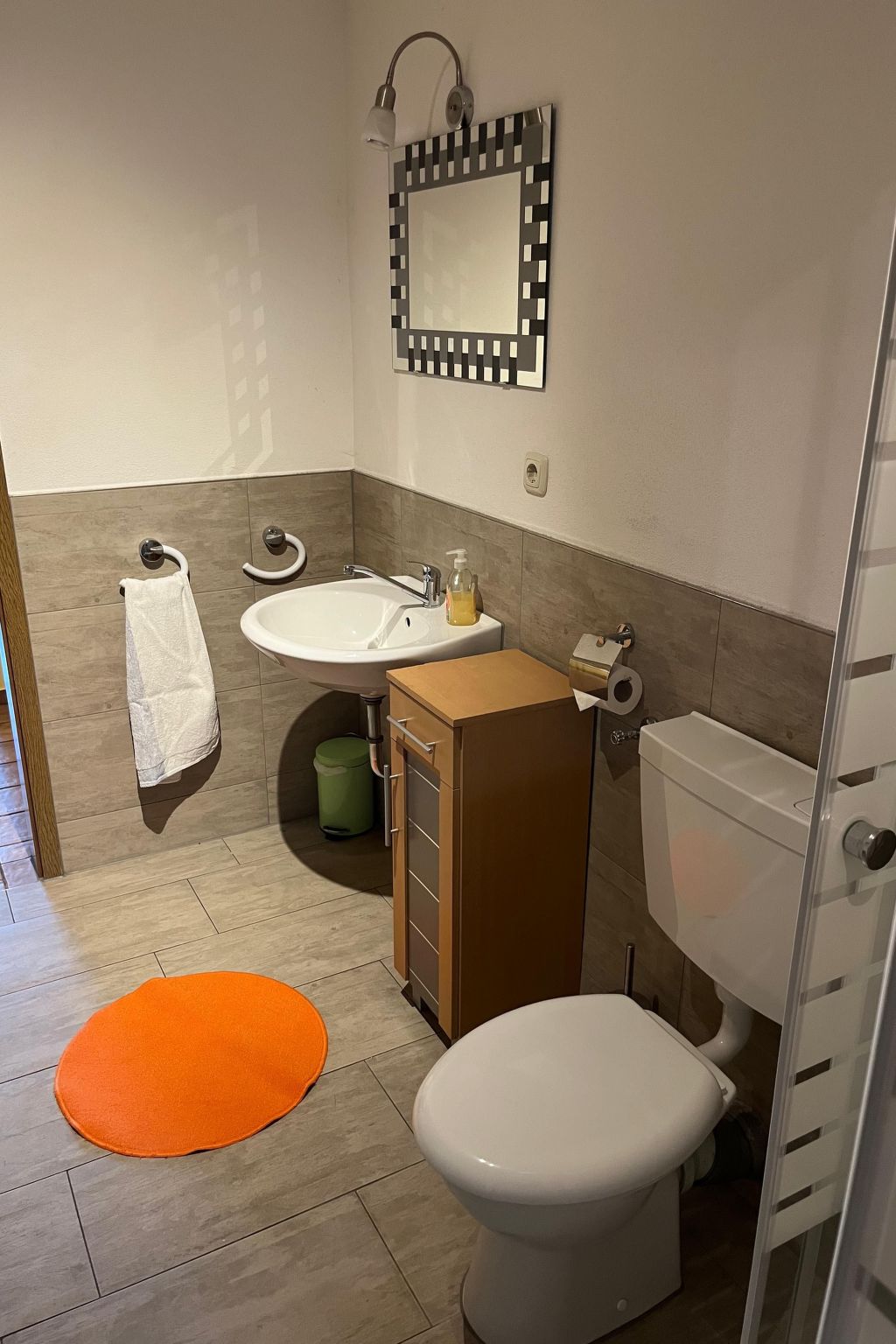 In Ludwigsreut mit Grill und Garten-Inside