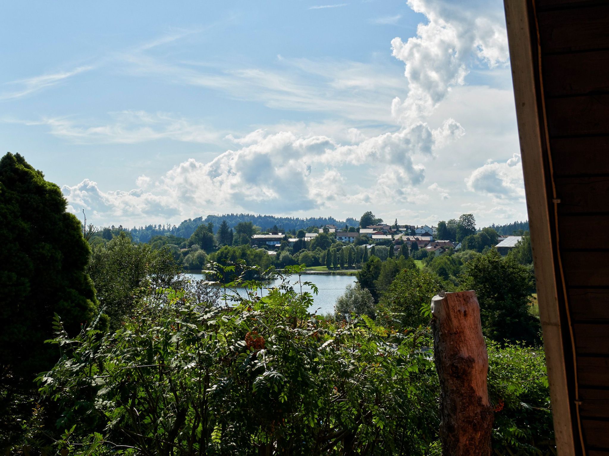 In Waldkirchen mit Garten und Seeblick-Binnen