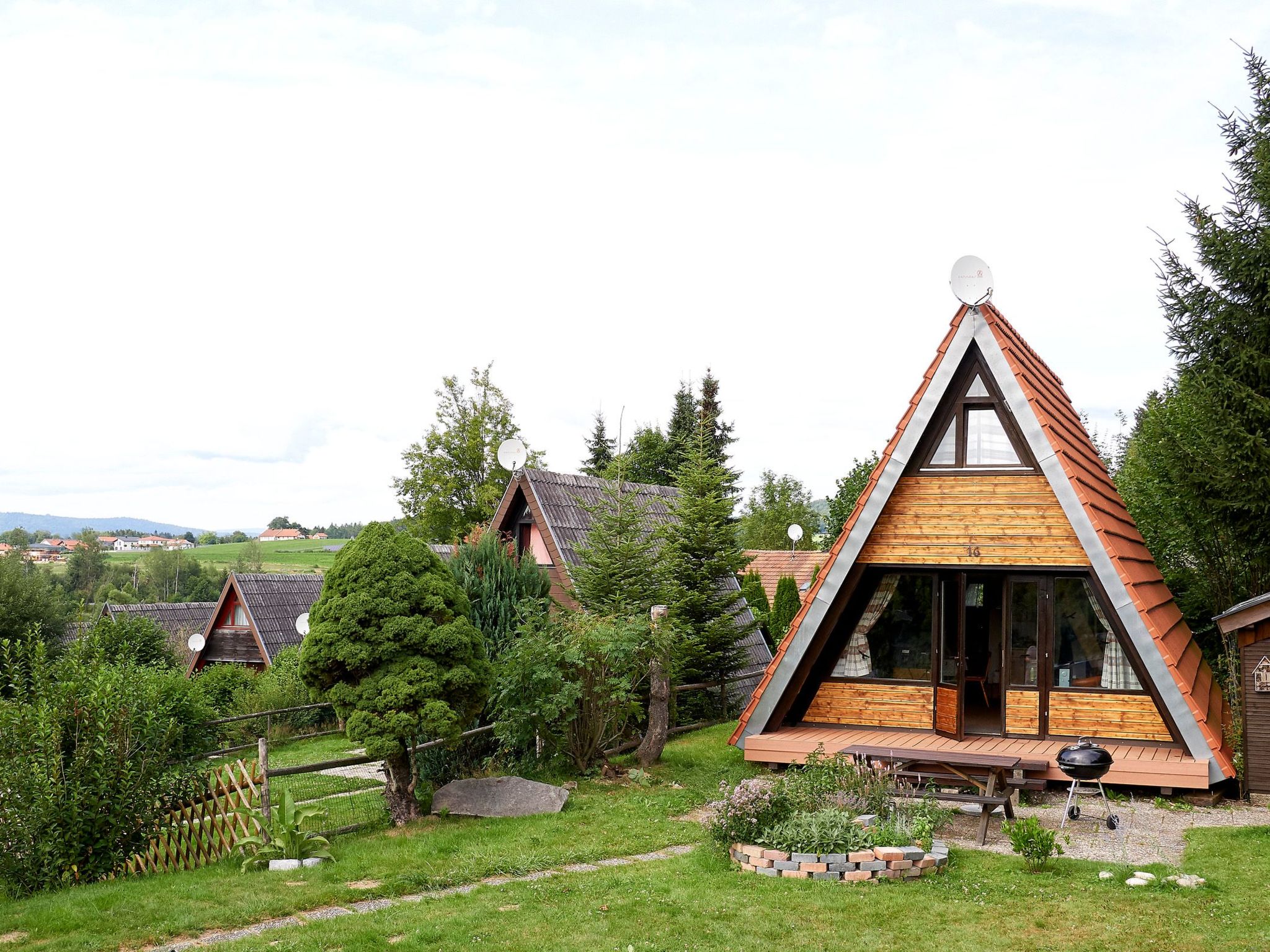 In Waldkirchen mit Garten und Seeblick-Binnen