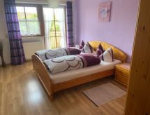 Vrijstaand appartement op golfbaan Bad Füssing, 35m² met bergzicht - thumbnail 1