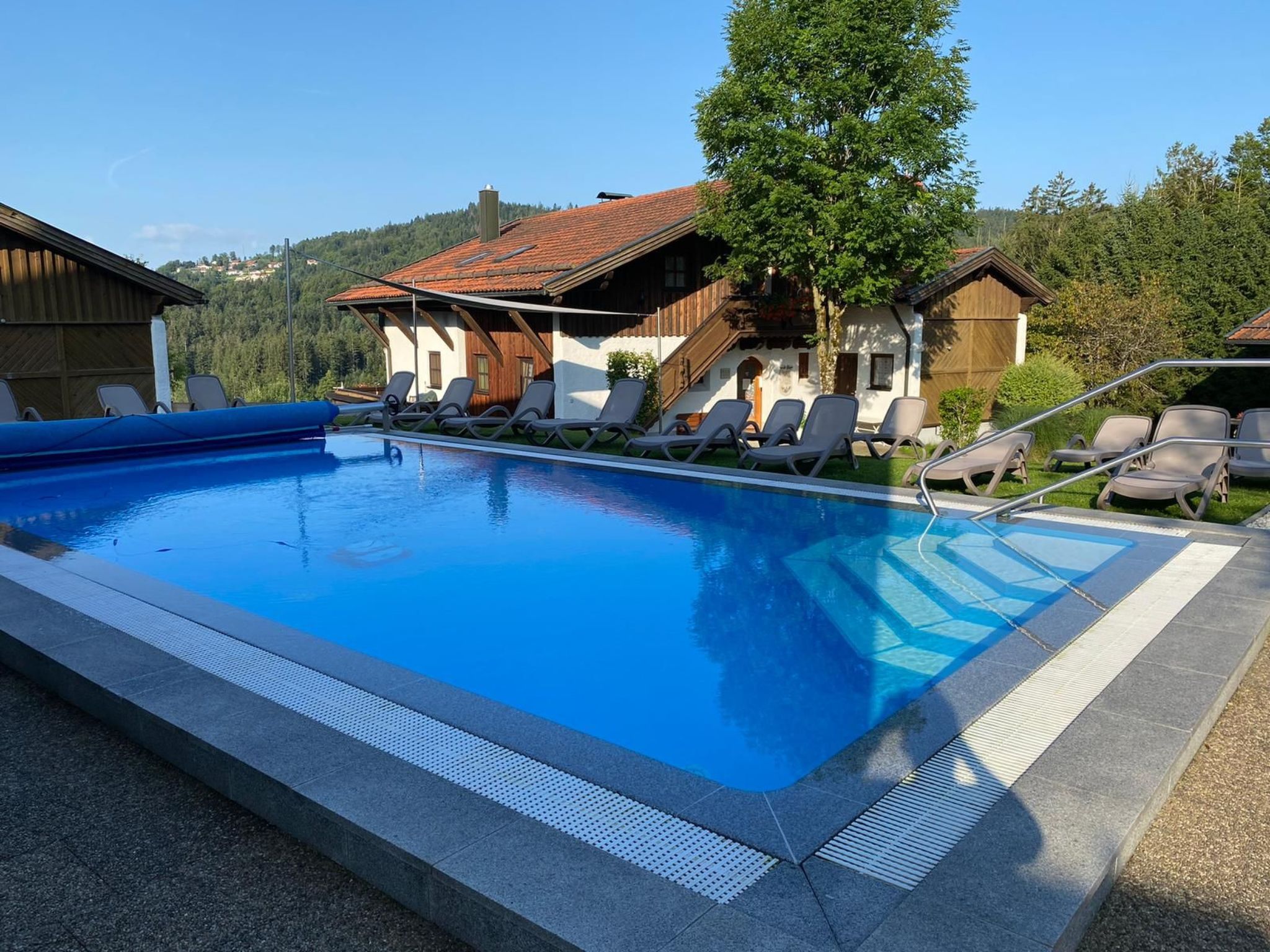 Gemütliche Ferienwohnung mit gemeinsamem Pool-Image-tags.info