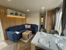 Tiny Haus Flussblick