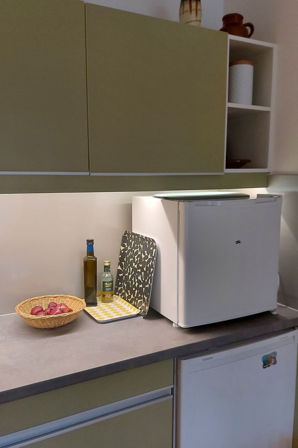 Große Wohnung in Gleislhof mit Möbliertem Balkon-Binnen