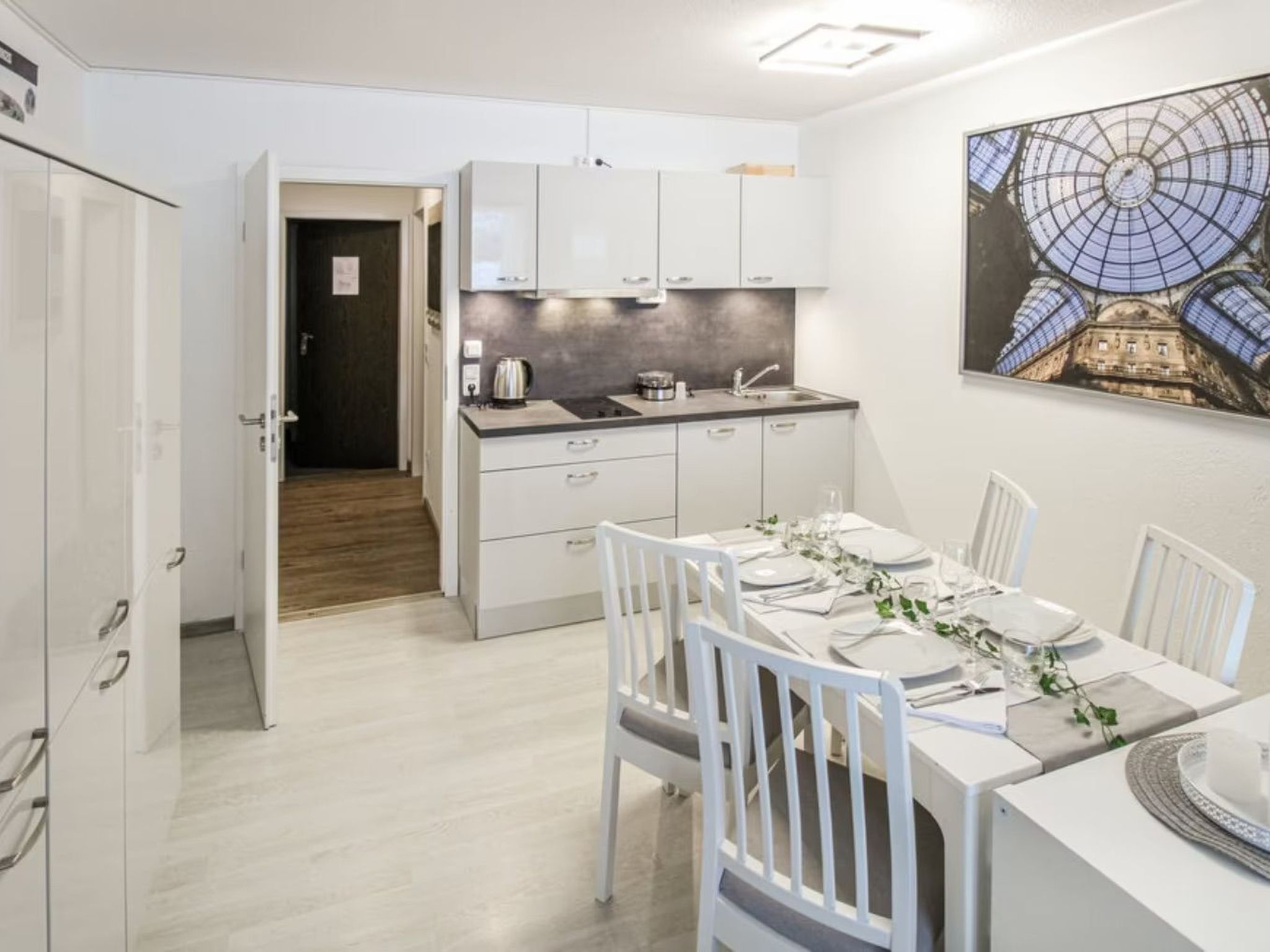 Apartment Luna-Image-tags.info