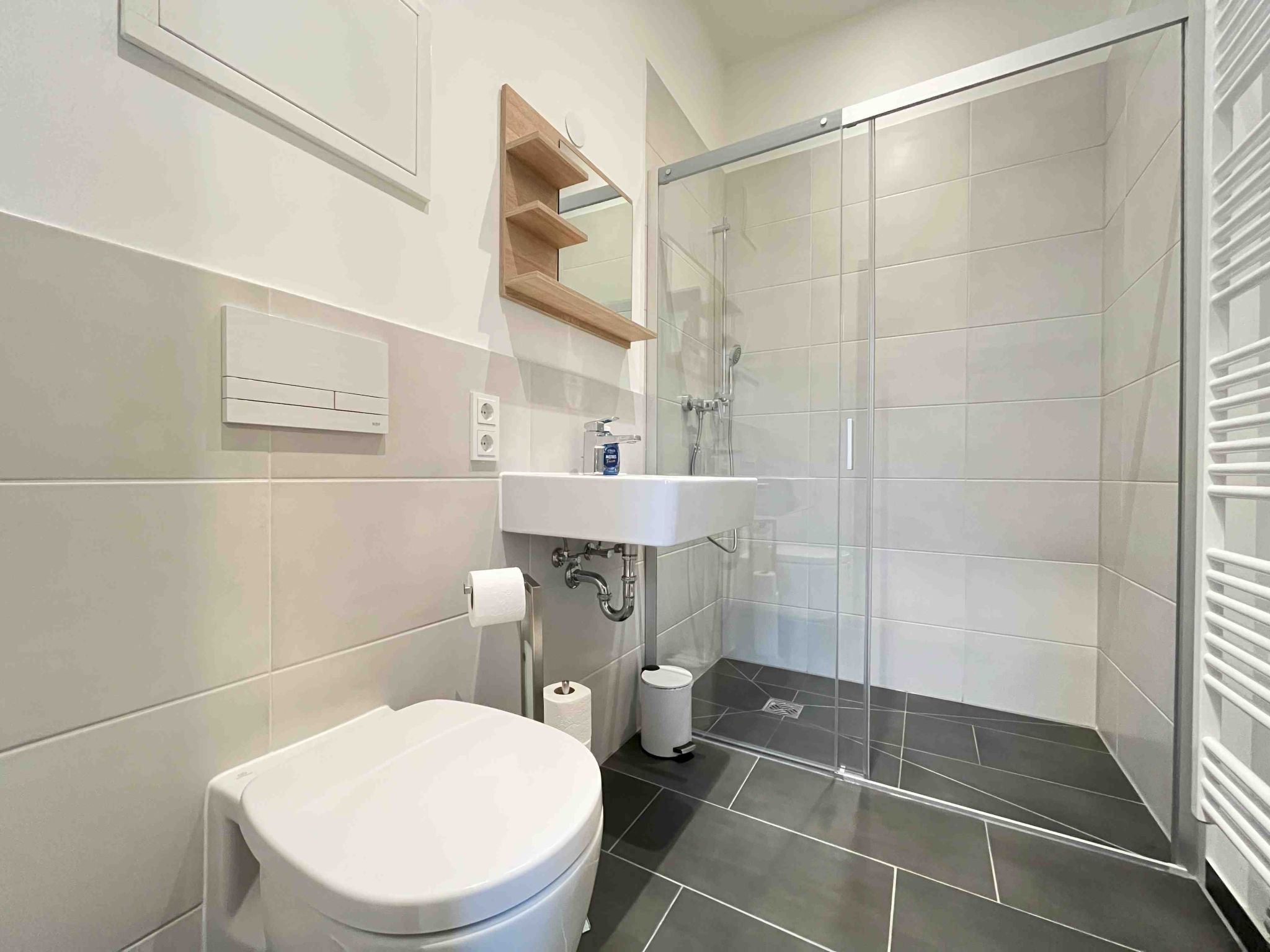 AM1062-Image-tags.info