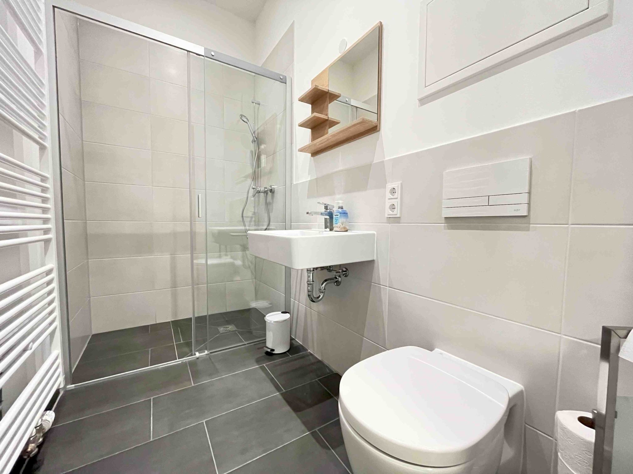 AM1089-Image-tags.info