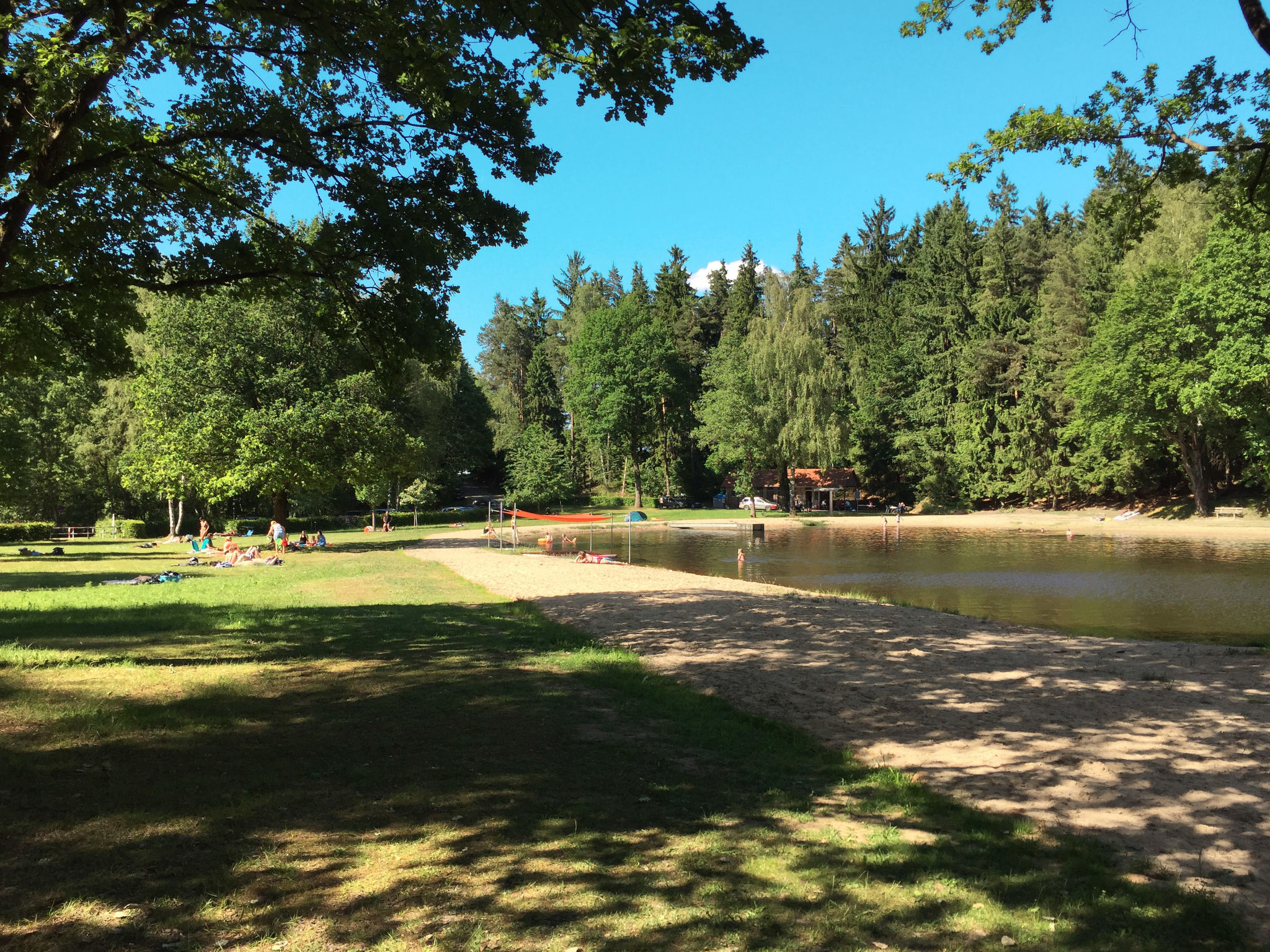 In Gleiritsch mit Grill-Omgeving