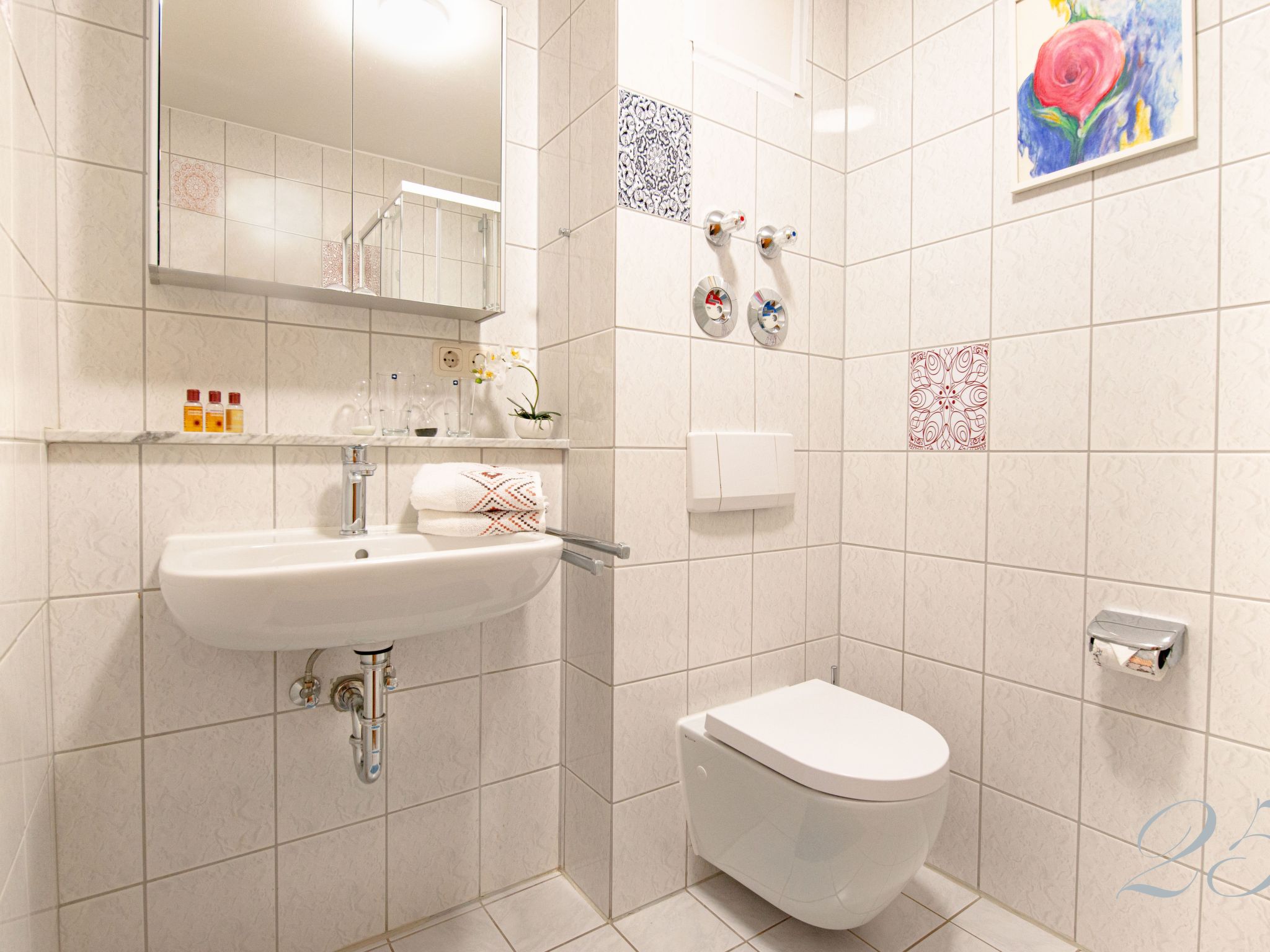 Appartement mit Balkon-Image-tags.info