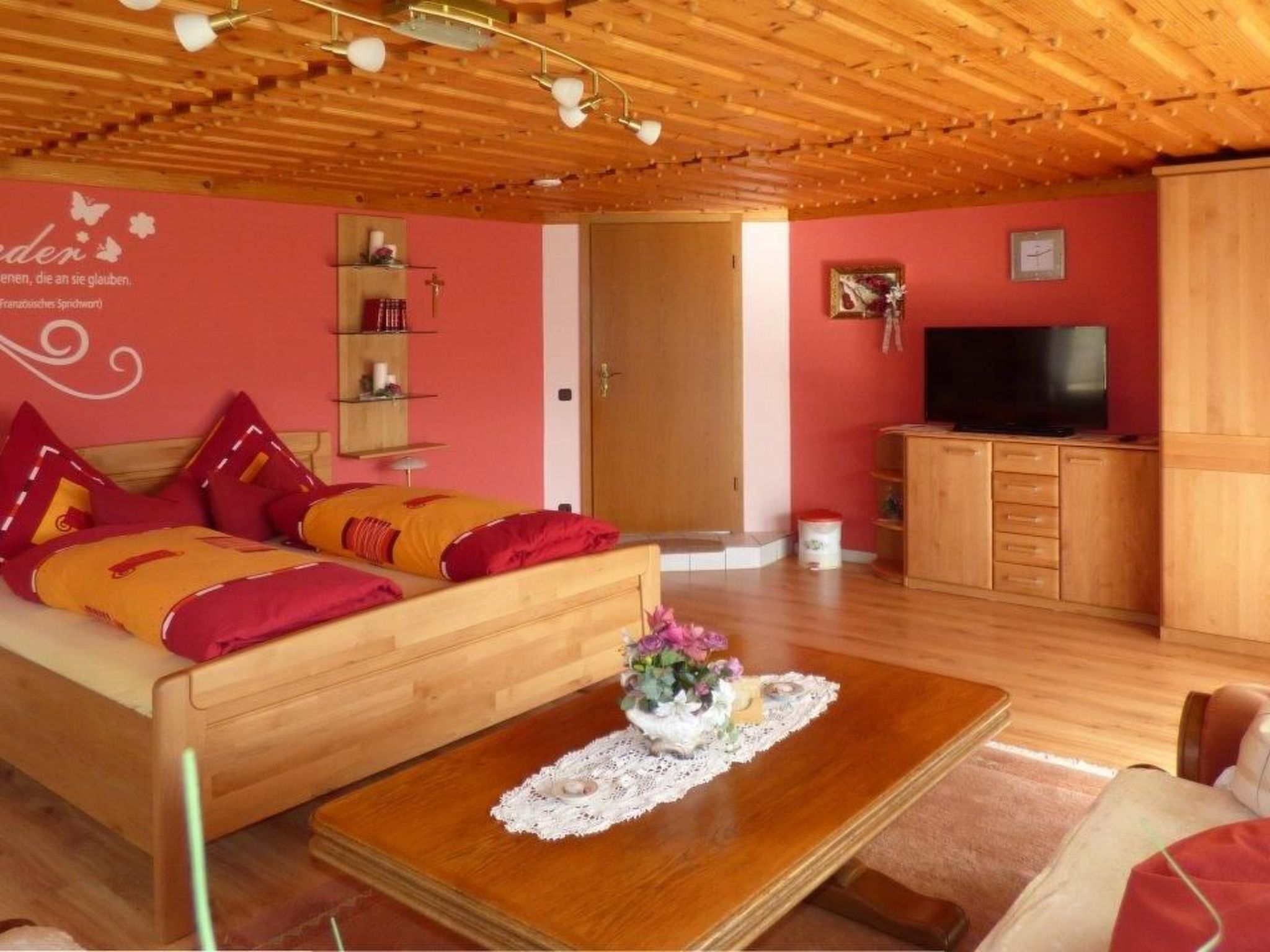 Komfortable Ferienwohnung mit Garten und Grill-Binnen