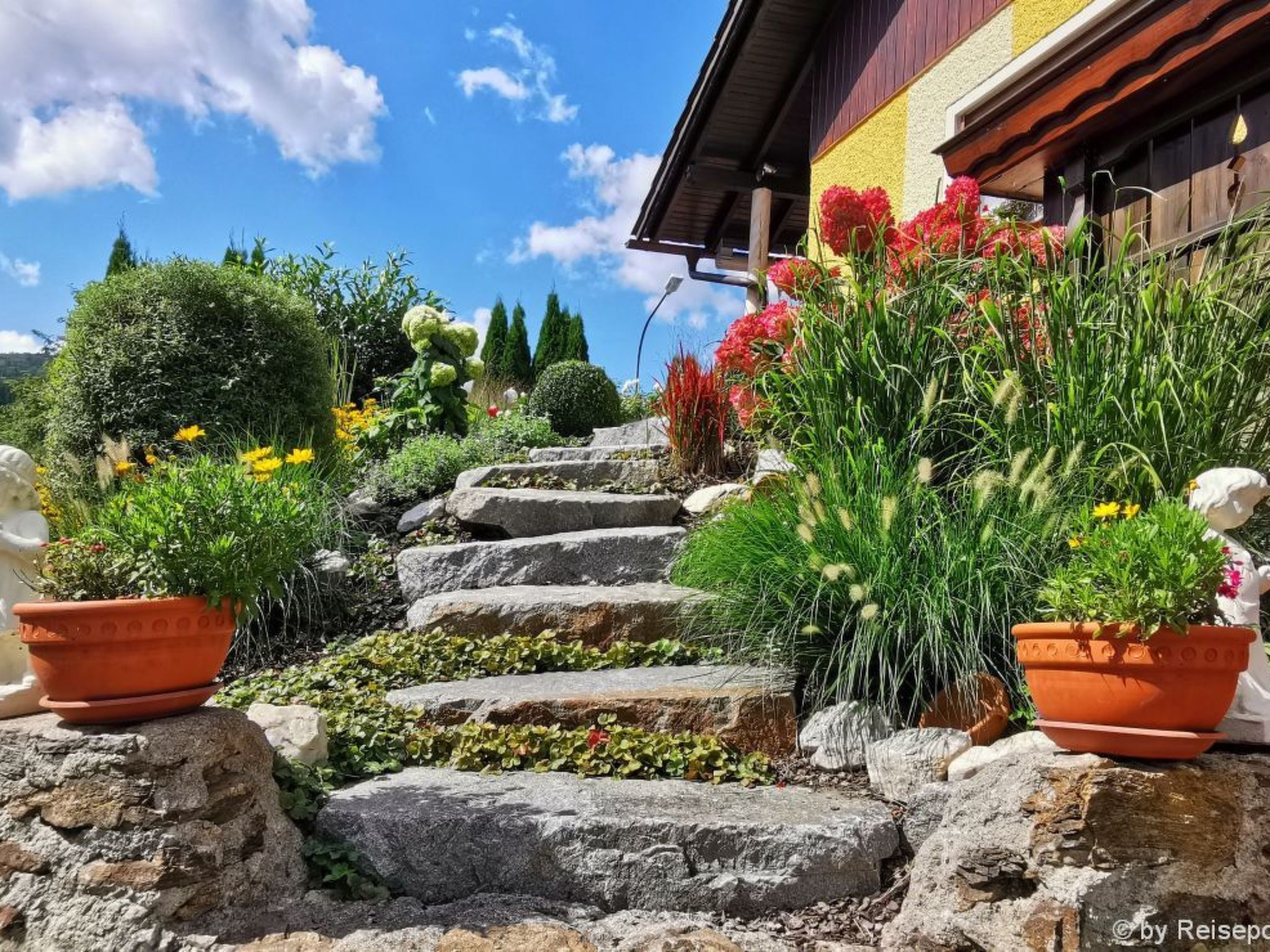 Komfortable Ferienwohnung mit Garten und Grill-Binnen