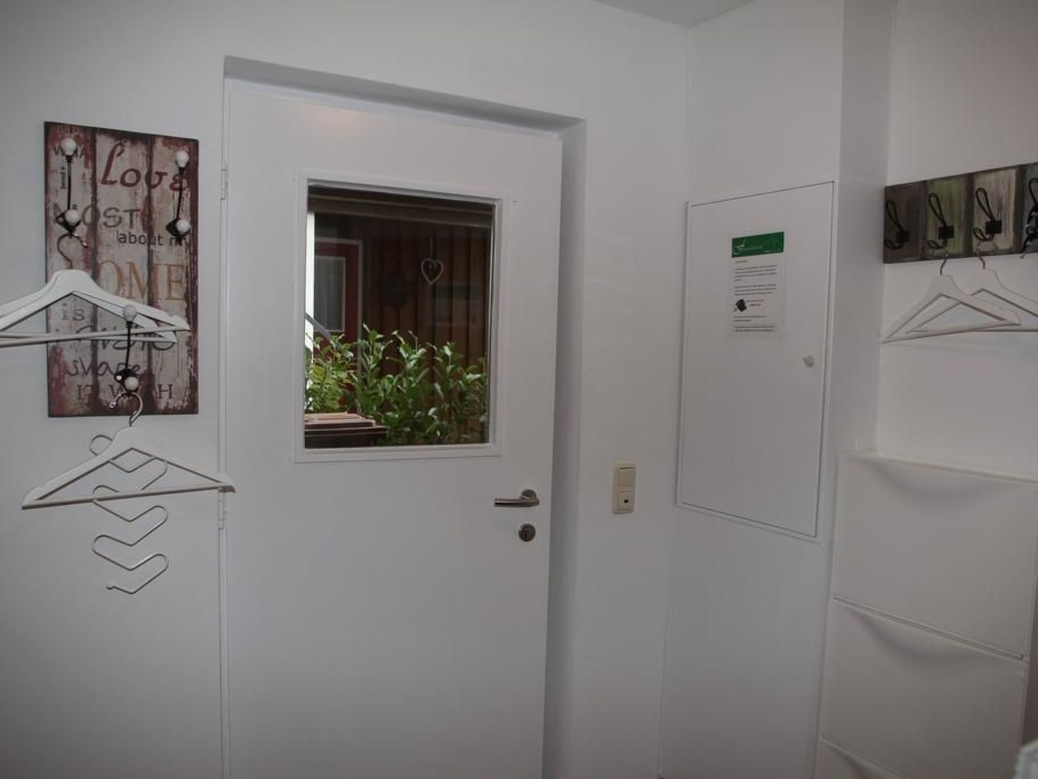 Livi-Image-tags.info