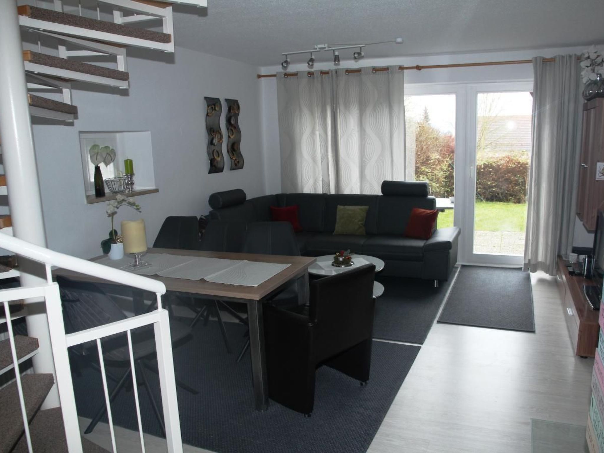 Livi-Image-tags.info