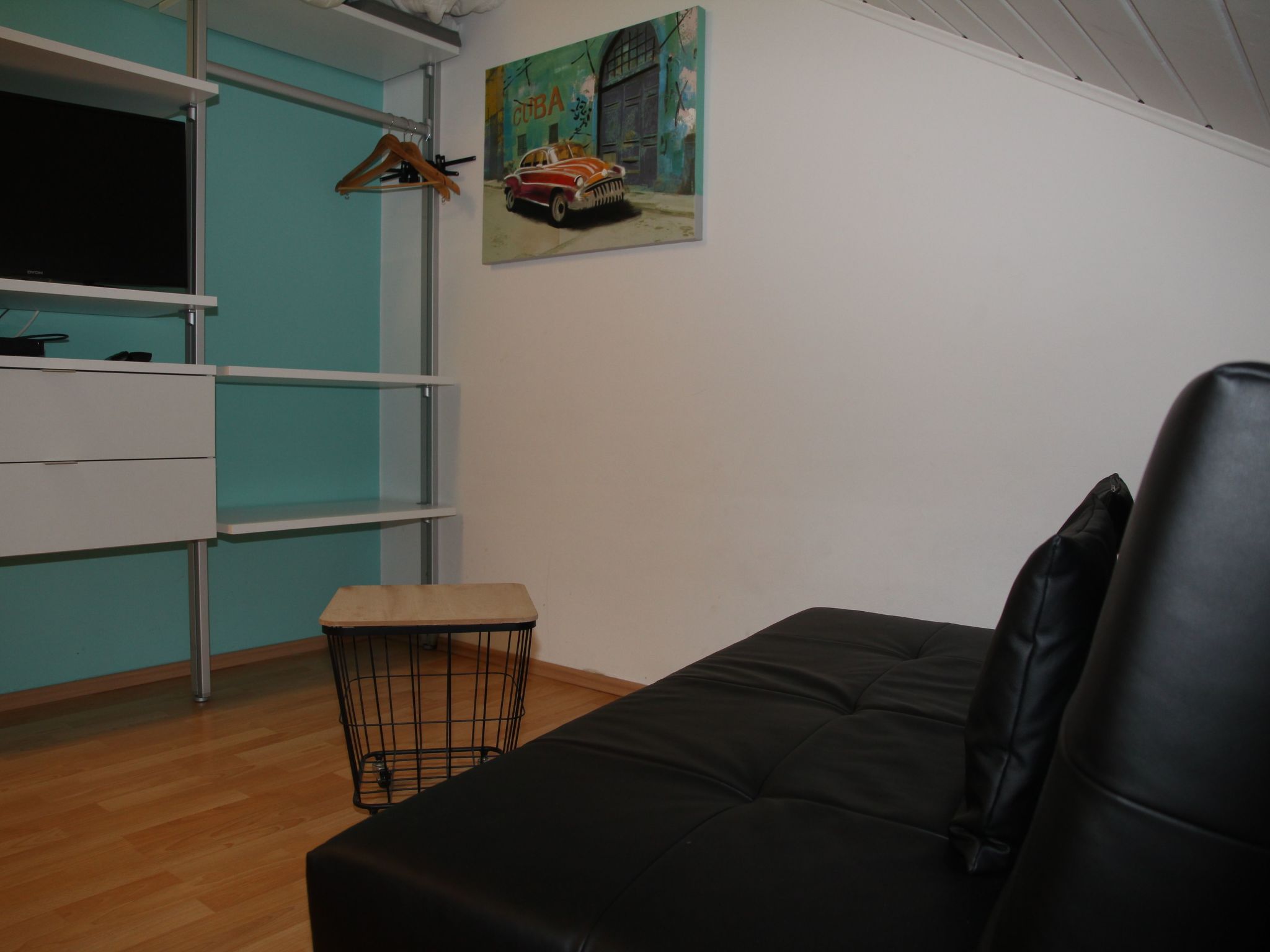 Livi-Image-tags.info