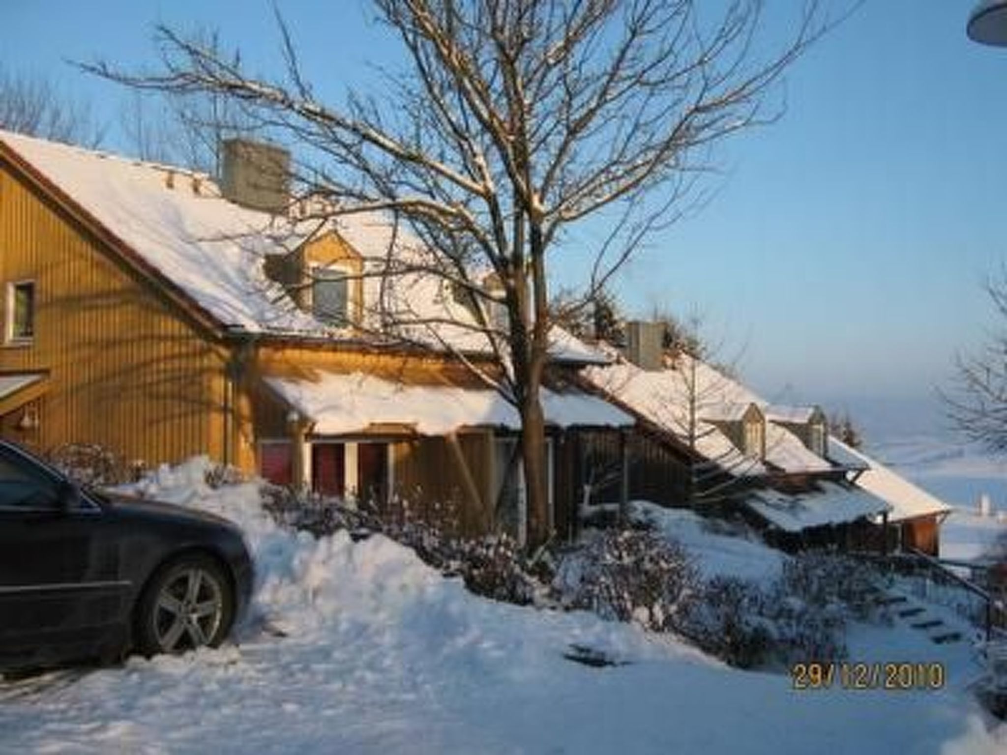 in Zandt mit Kleiner Terrasse