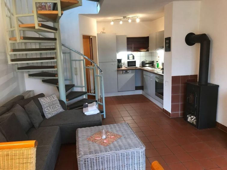 Bergzicht en rust in dit sfeervolle vakantiehuis in Zandt in Zandt