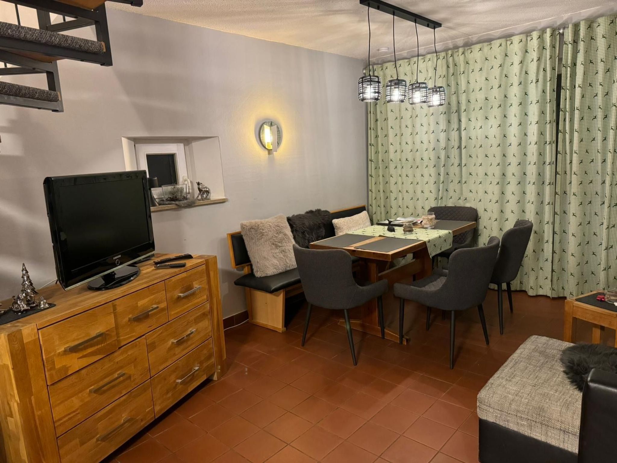 Ferienbungalow mit Blick auf das Wasser-Image-tags.info