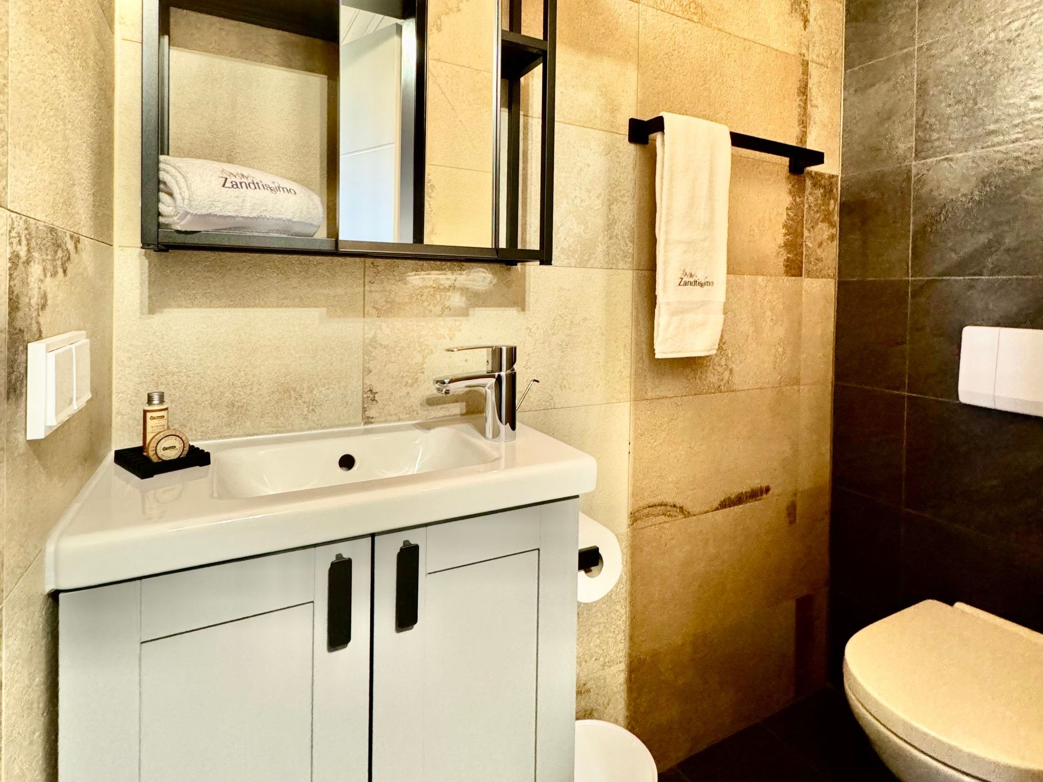 Zandtissimo79-Dedans