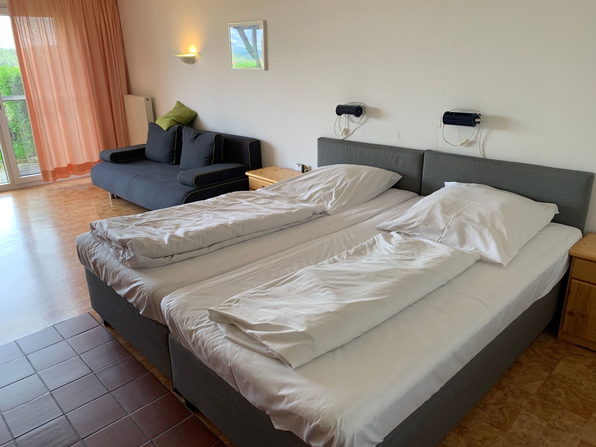 Wohnung mit möblierter Terrasse - barrierefrei-Inside