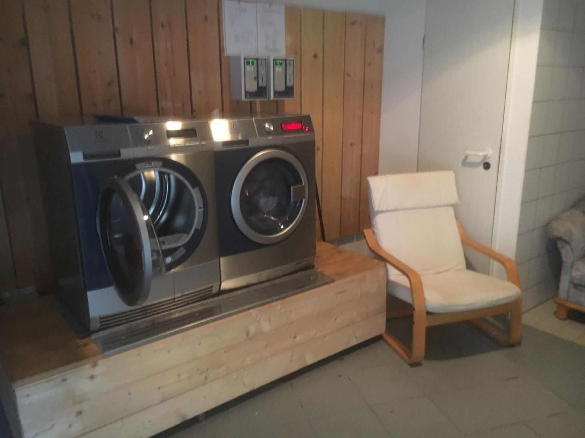 Wohnung mit möblierter Terrasse - barrierefrei-Inside