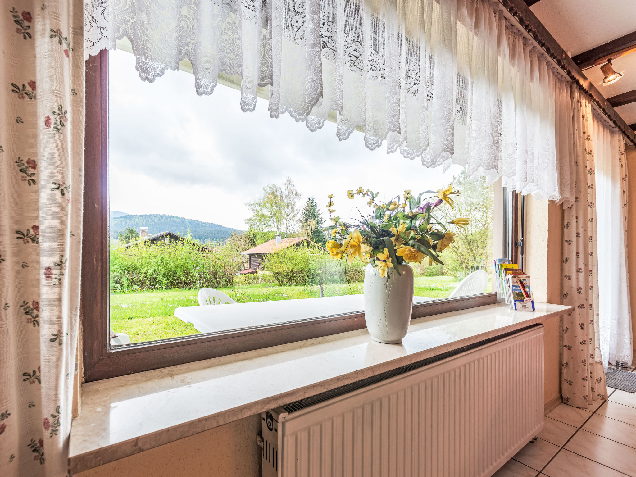 Am Hohen Bogen-Inside