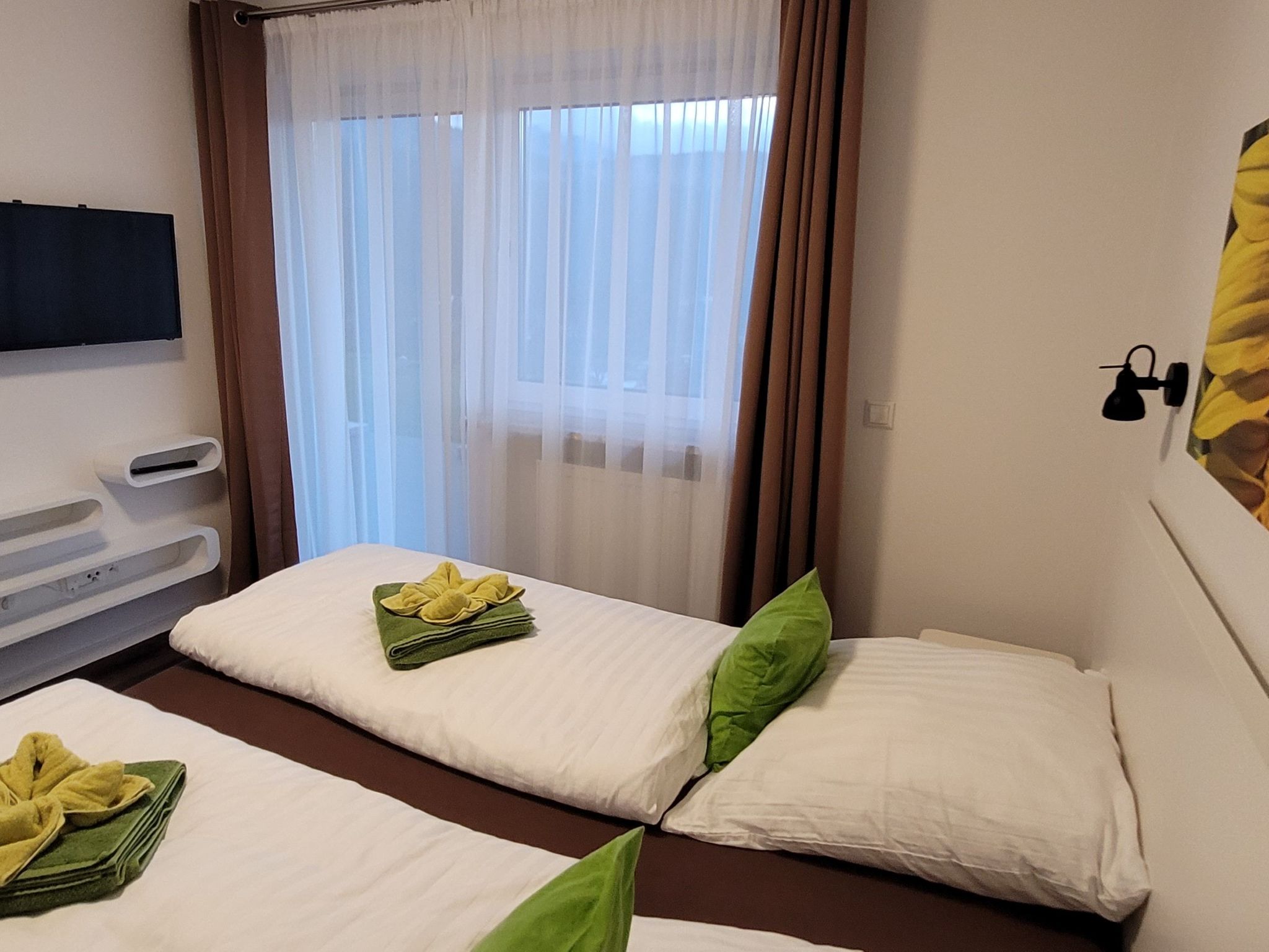 BayVista-Appartement mit Terrasse und Bergblick-Image-tags.info