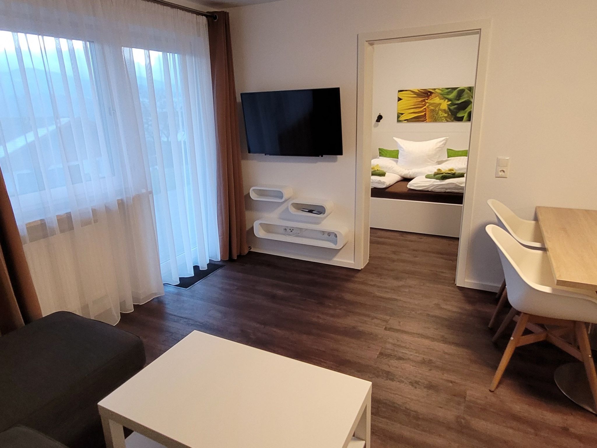 BayVista-Appartement mit Terrasse und Bergblick-Image-tags.info