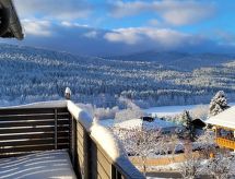 BayVista: Uw vrijstaand appartement in Lam met panoramisch bergzicht - thumbnail 4