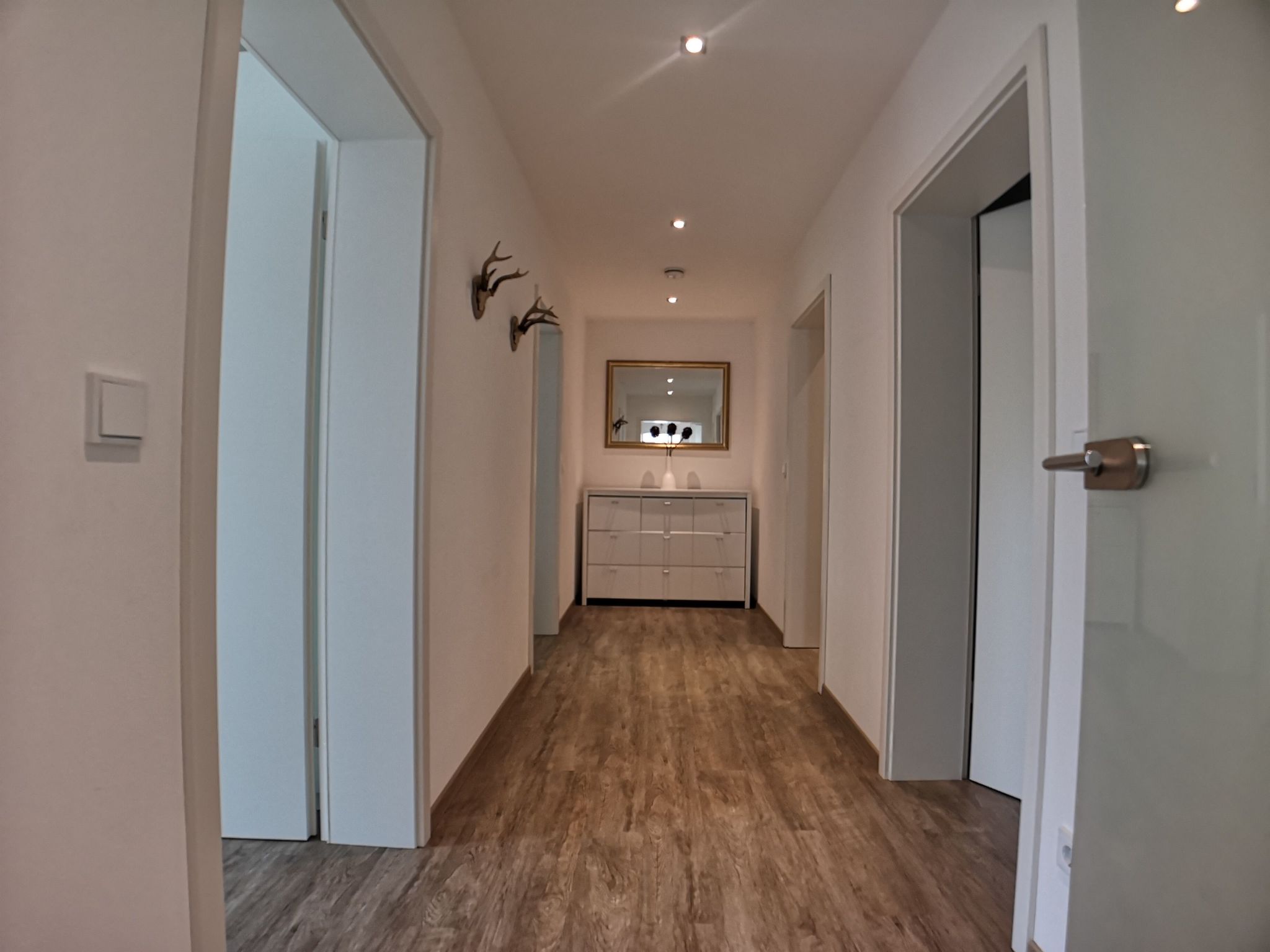 Am Schlosshang-Inside