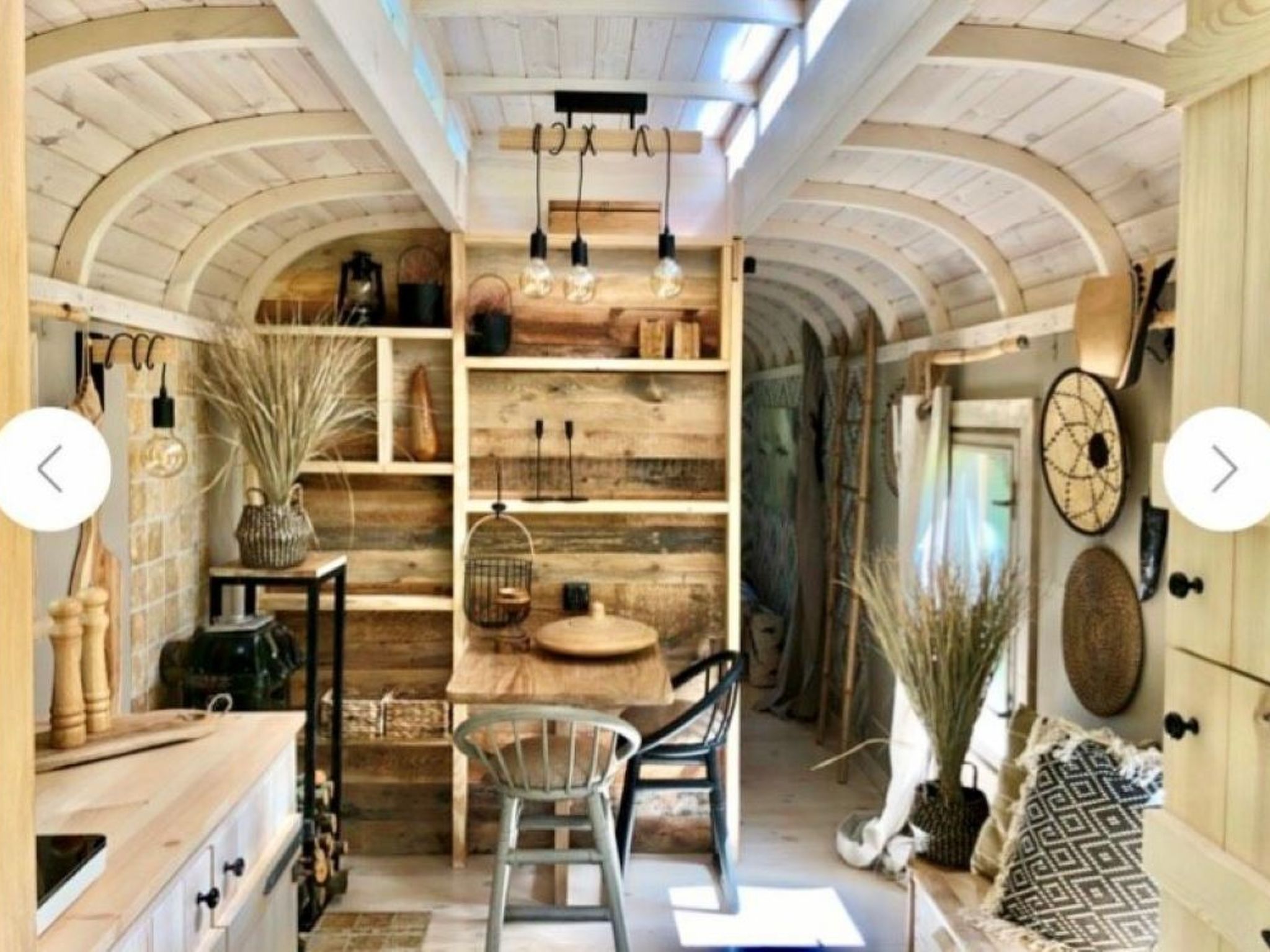 Urlaub Zirkuswagen-Binnen