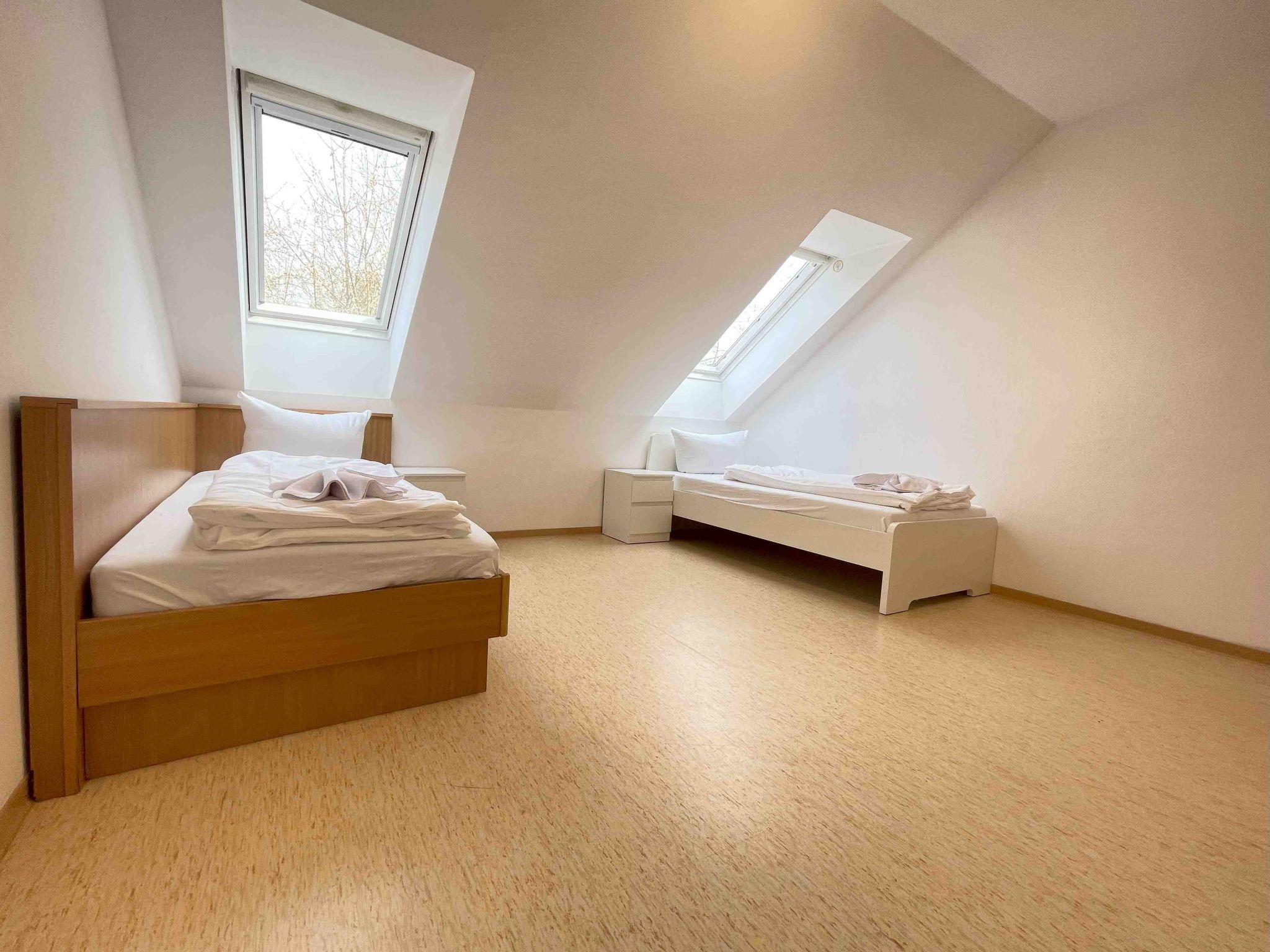 STA1079-Image-tags.info