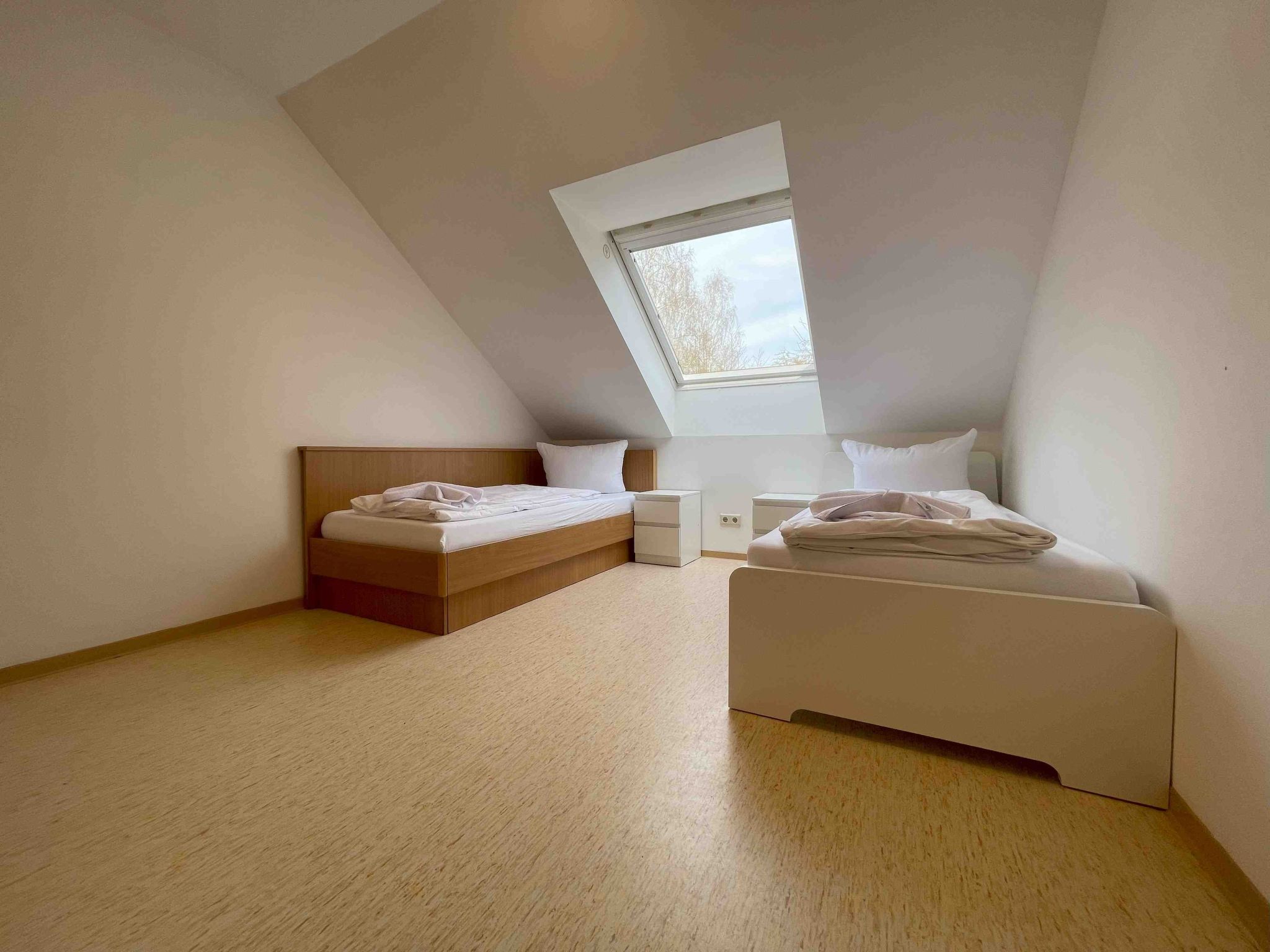 STA1079-Image-tags.info