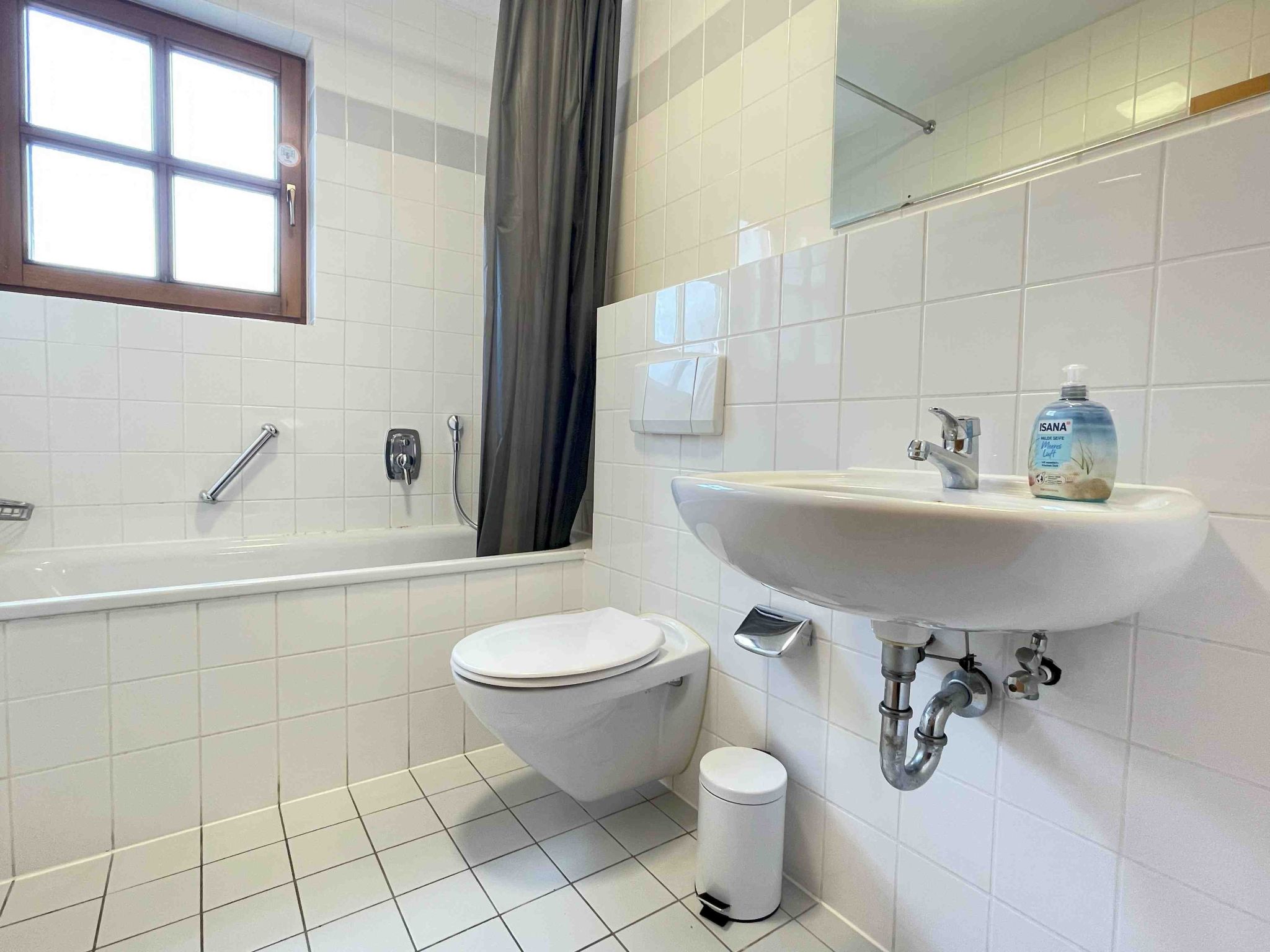 STA1079-Image-tags.info