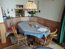 Vrijstaand vakantiehuis in Weidenberg met haard, tuin en carport - thumbnail 6