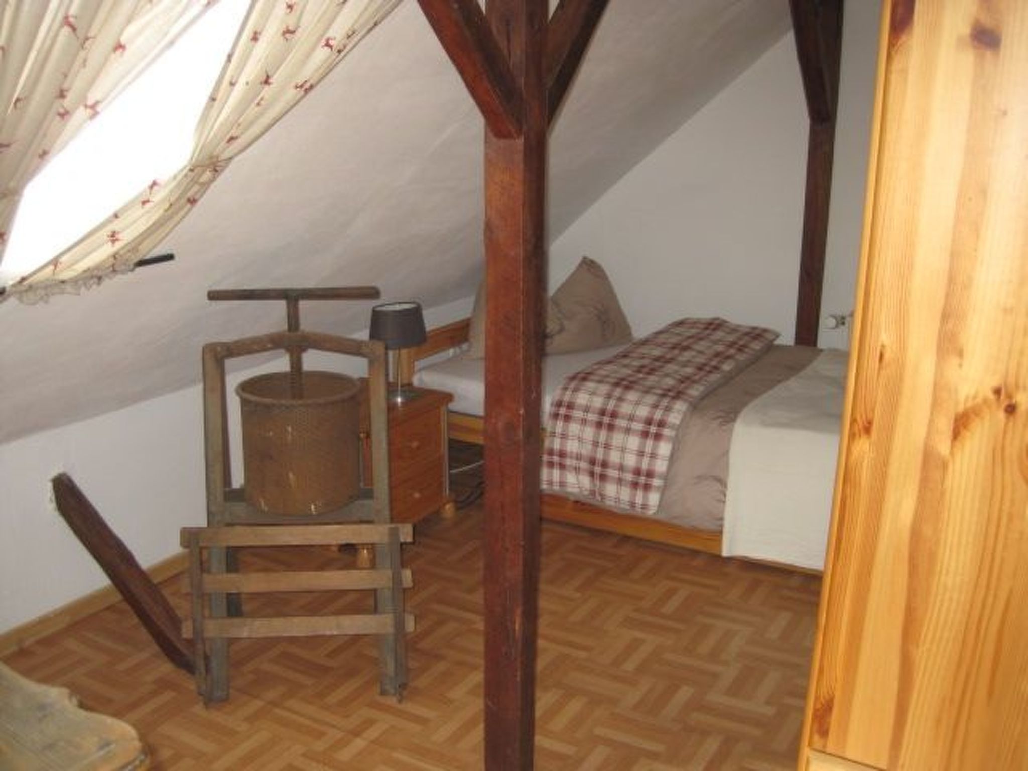 Becker-Image-tags.info