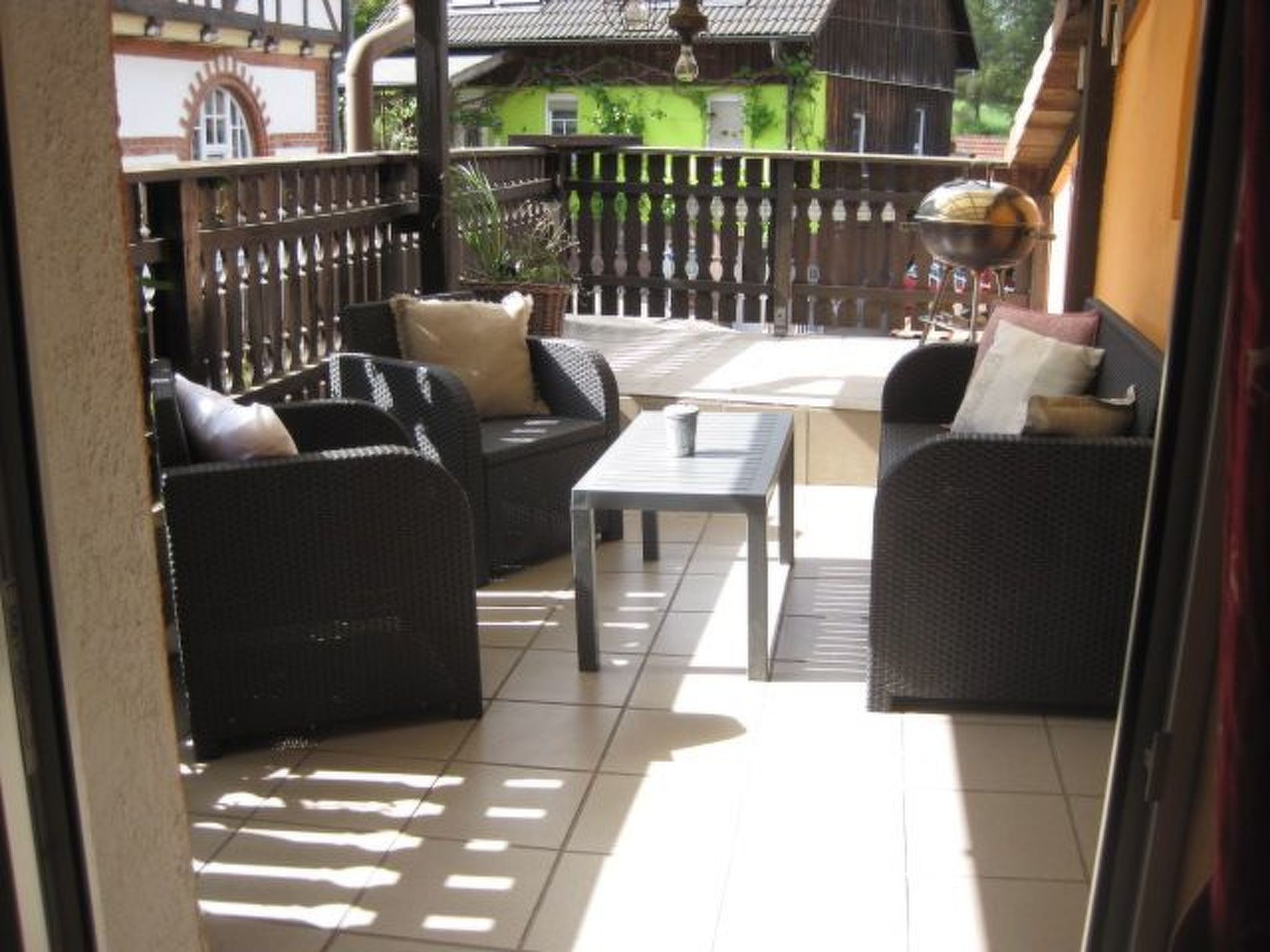 Becker-Image-tags.info