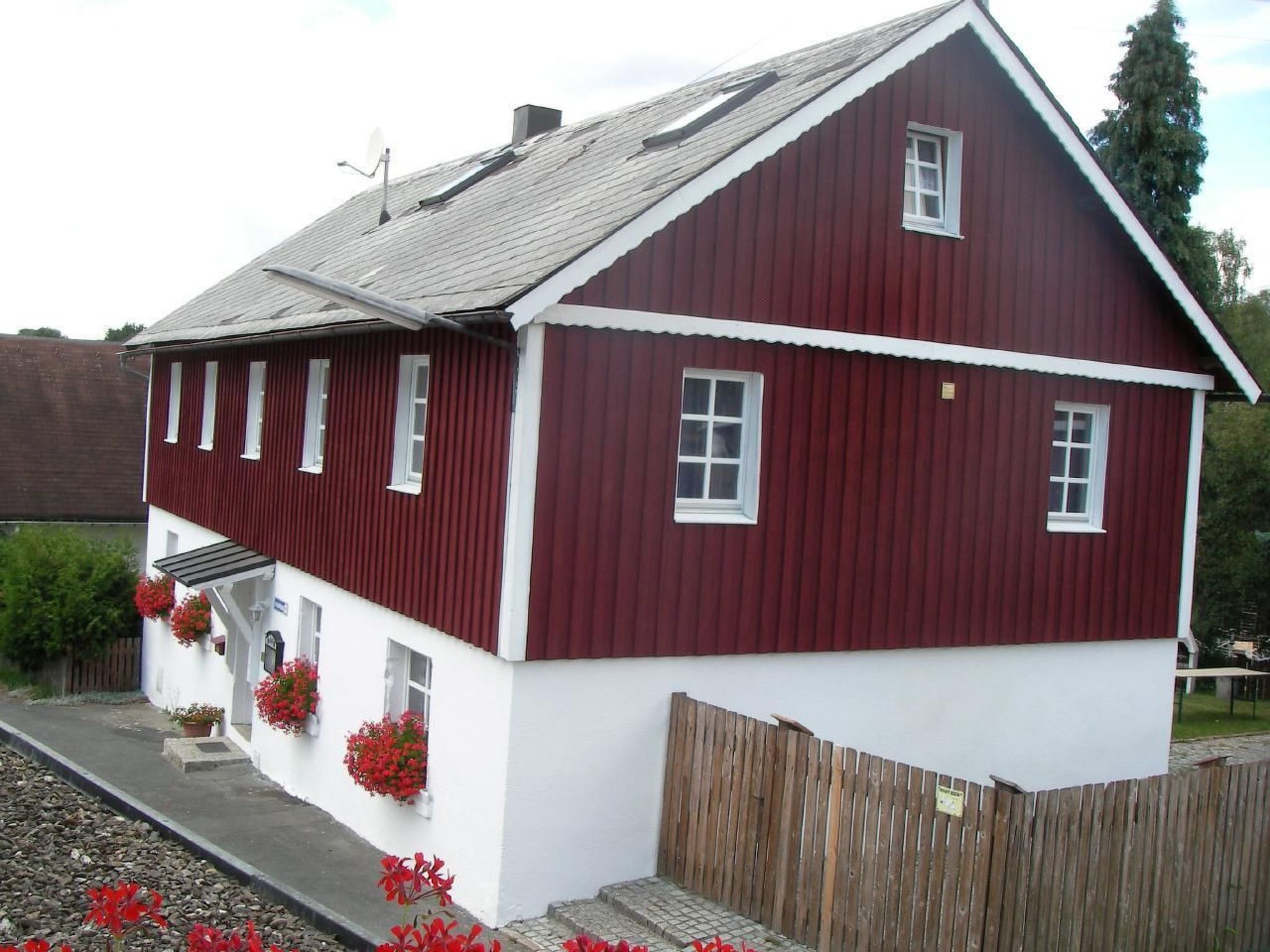 Appartement in Elbersreuth mit Garten-Drinnen