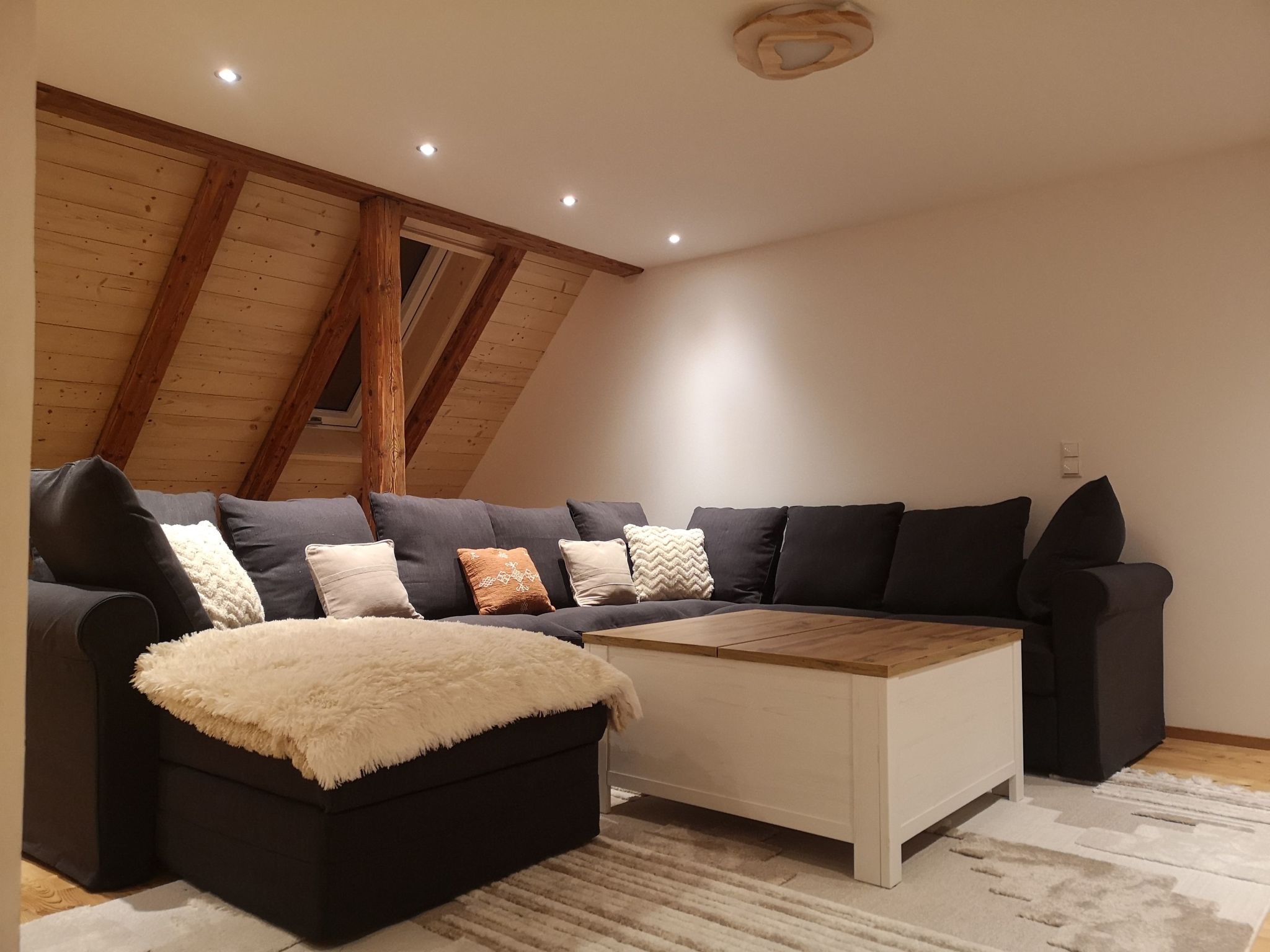 Moderne Ferienwohnung mit Hot Tub und Fasssauna-Image-tags.info