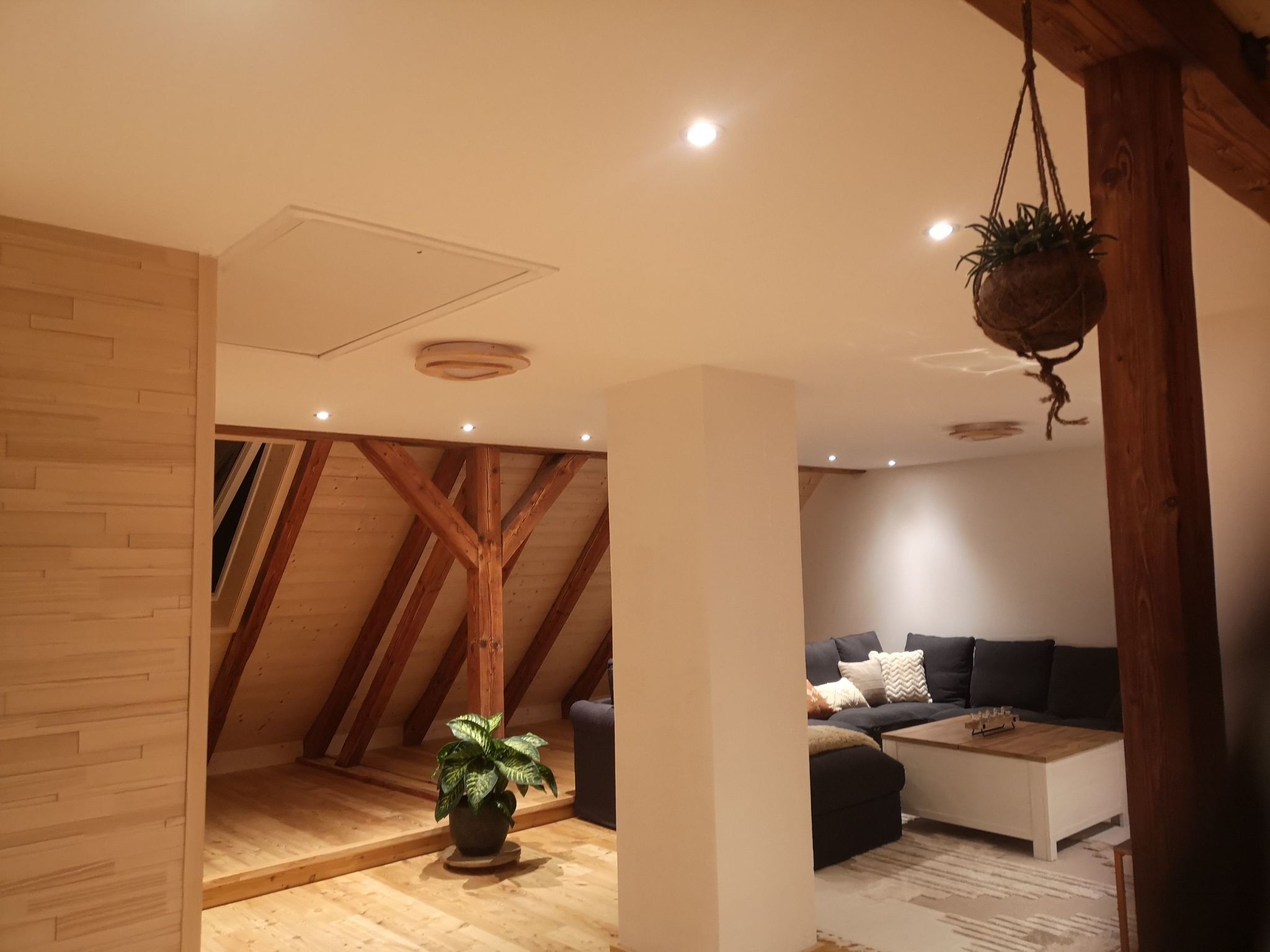 Moderne Ferienwohnung mit Hot Tub und Fasssauna-Image-tags.info