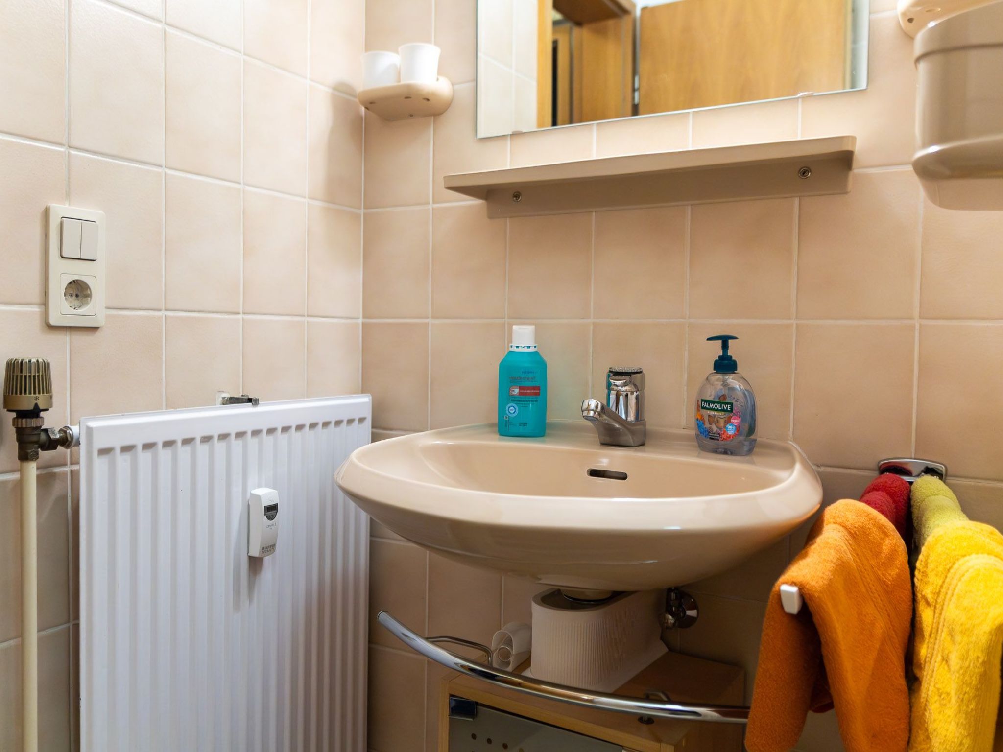 Mit zwei Schlafzimmern und Balkon-Dedans