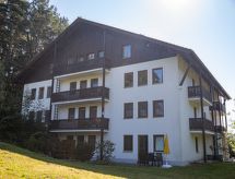 mit Balkon und Geschirrspülmaschine