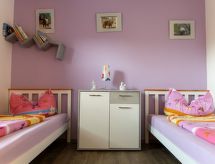 Rustiek appartement in Weißenstadt met balkon, nabij meer en Fichtelgebergte - thumbnail 5