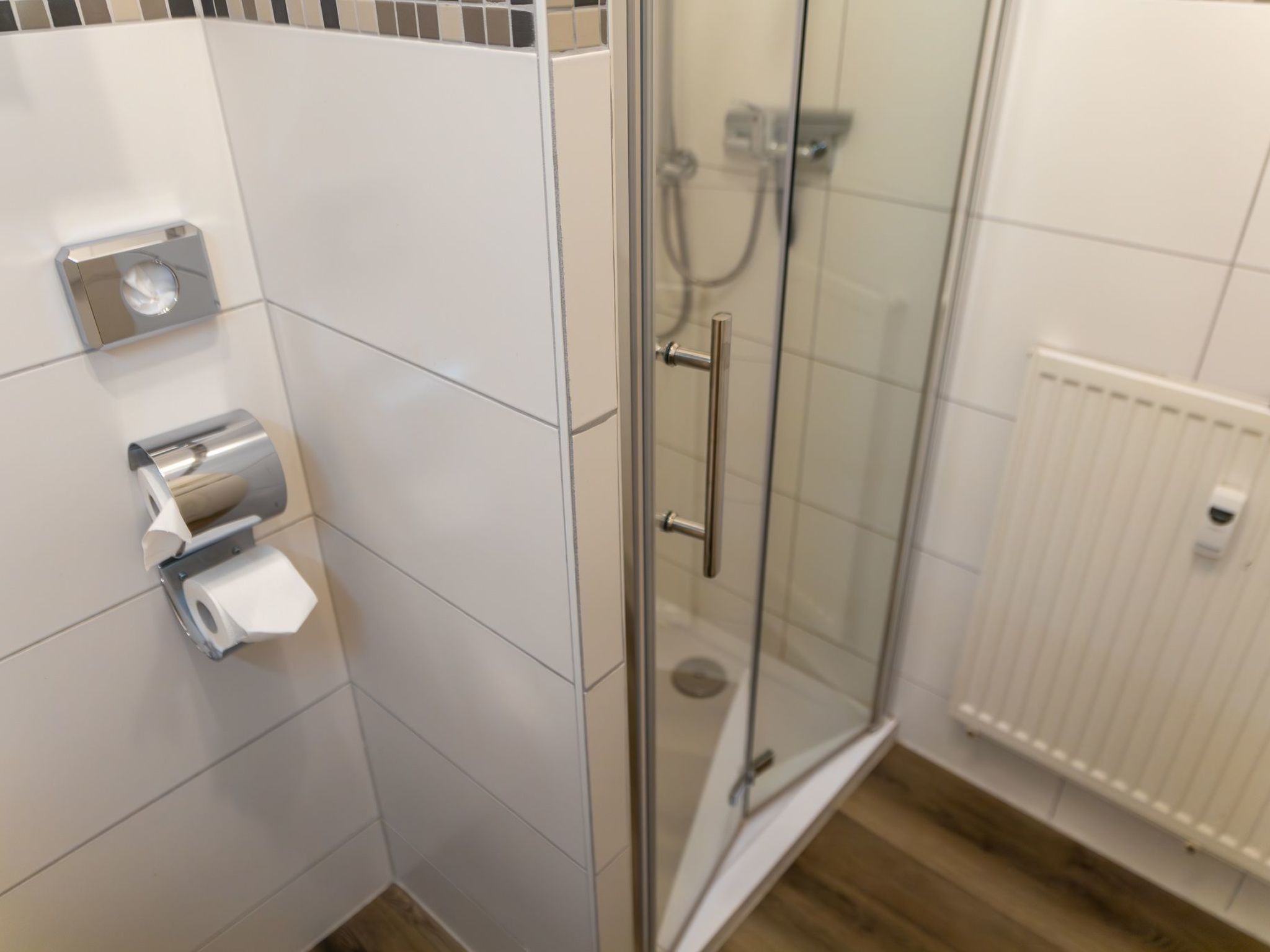 Mit Balkon und zwei Schlafzimmern-Dedans