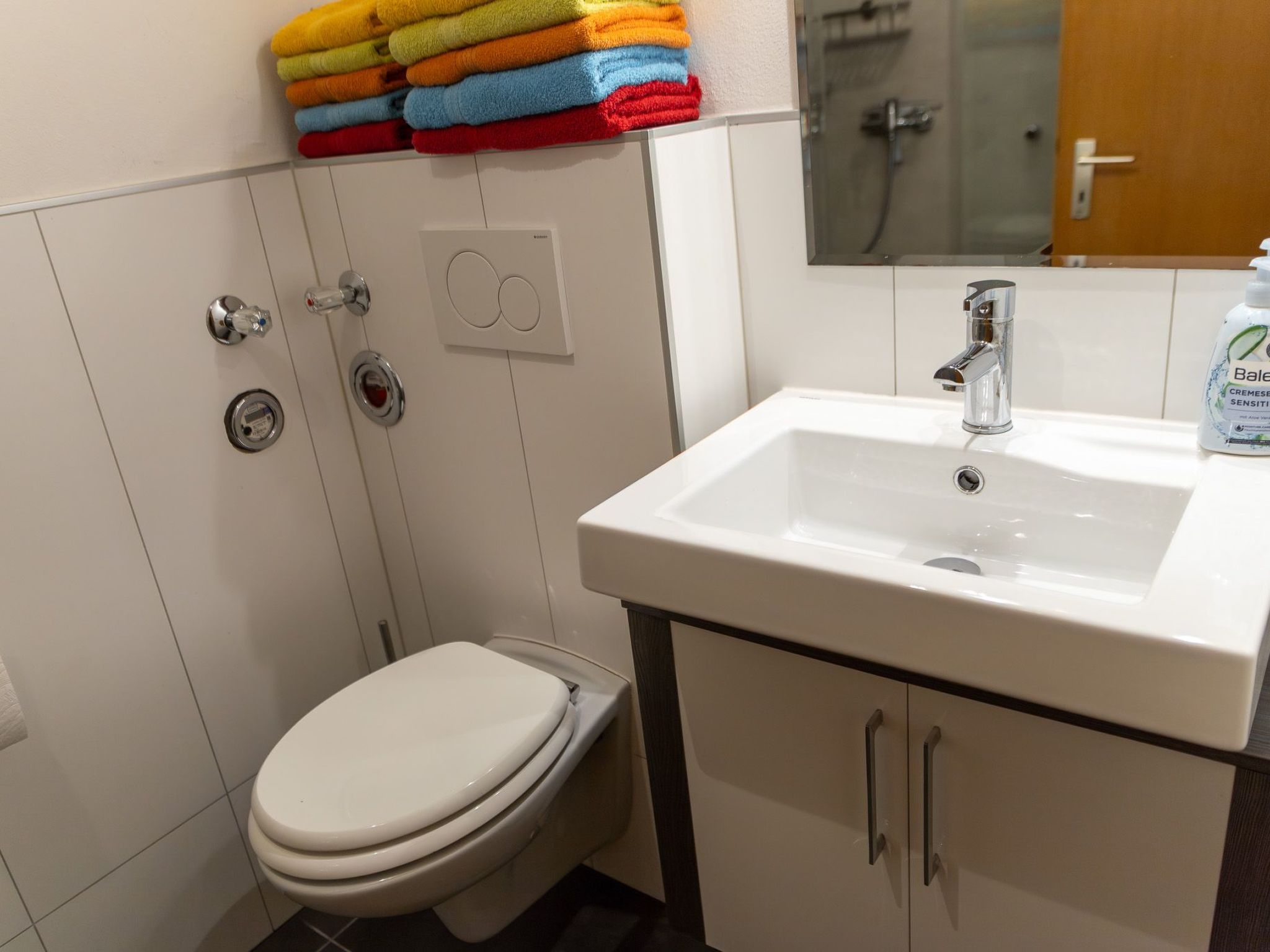 Mit zwei Schlafzimmern und Terrasse-Dedans