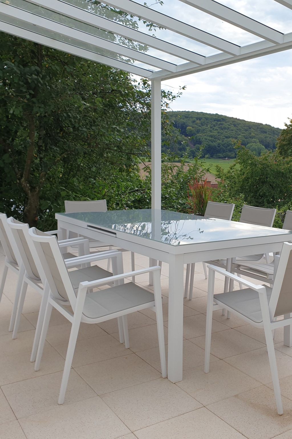 Dreibettzimmer mit Lounge-Terrasse und Garten - Outside