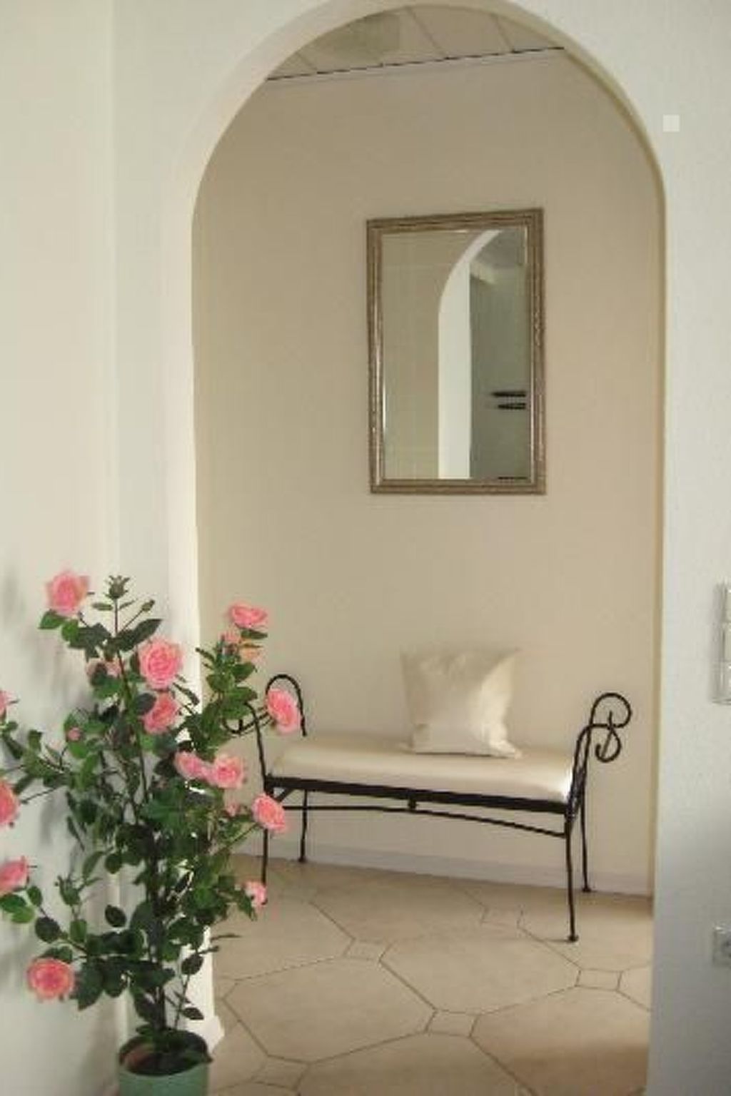 Dreibettzimmer mit Lounge-Terrasse und Garten - Image-tags.info