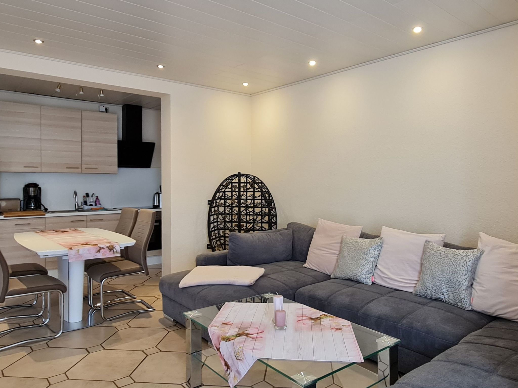 Doppelappartement mit Garten-Inside