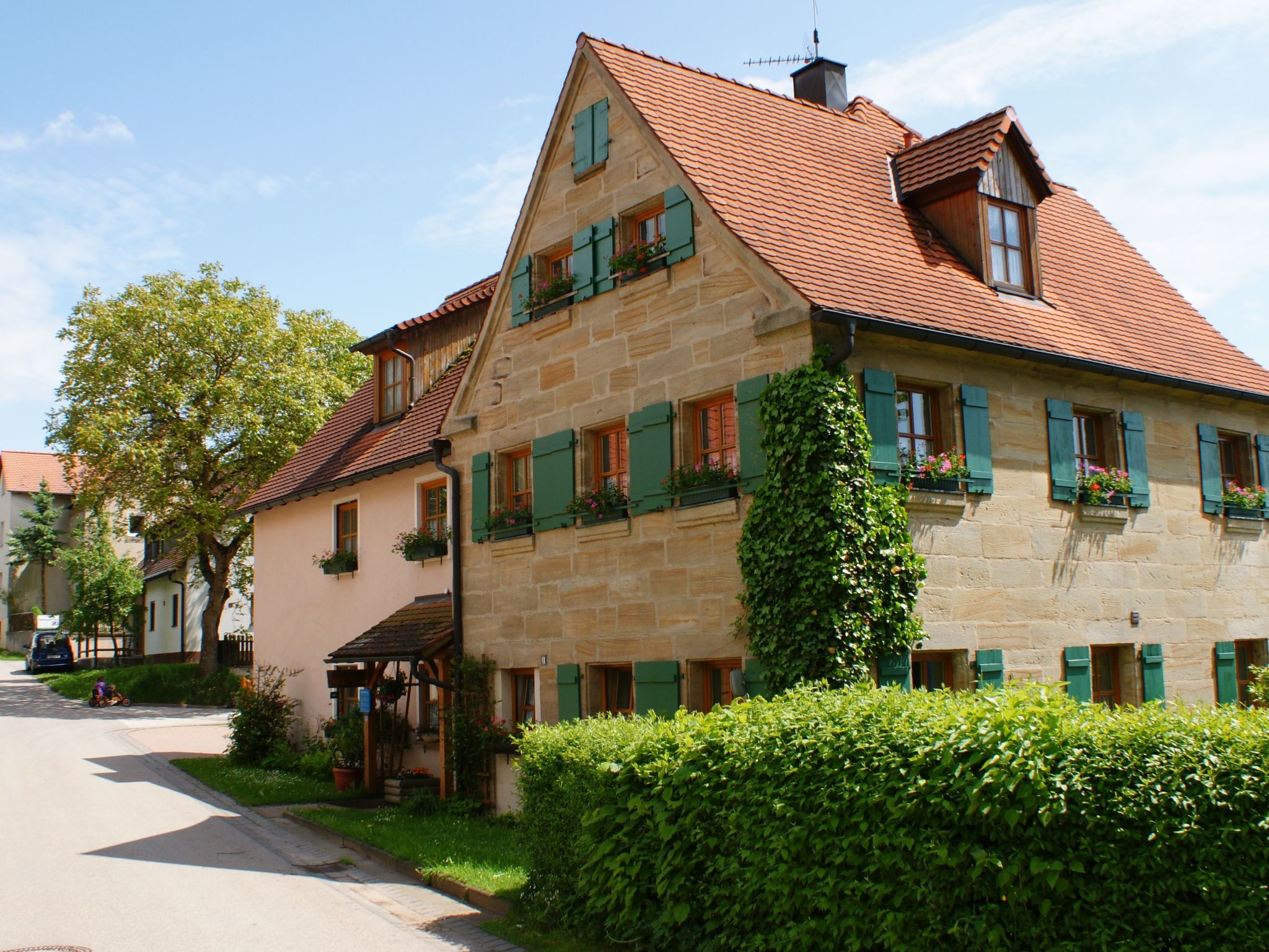 Wohnung Wiesengrund - Tradition trifft Moderne-Image-tags.info
